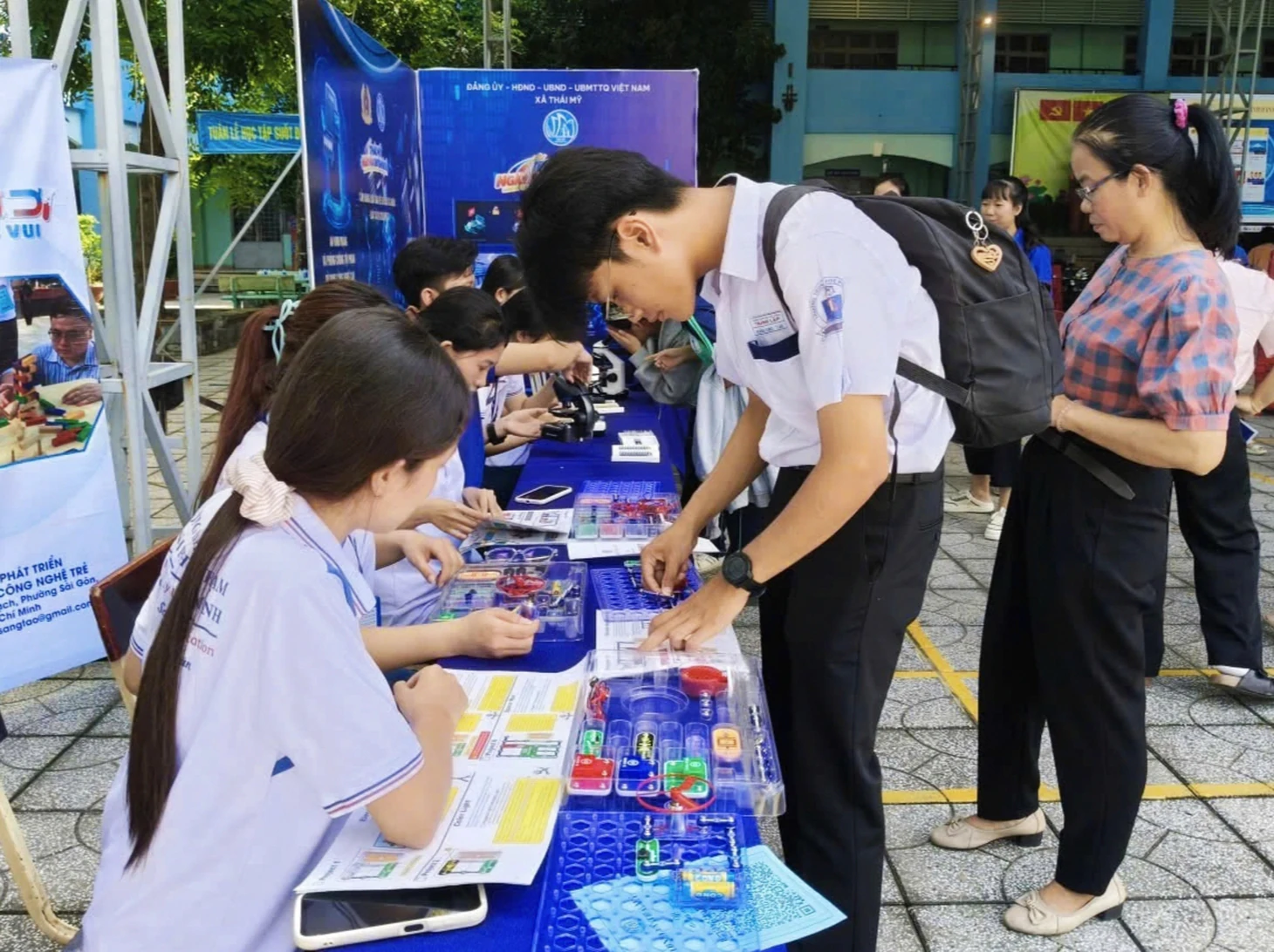 Thái Mỹ ra mắt mô hình học sinh hướng dẫn phụ huynh sử dụng kỹ năng số - Ảnh 4.