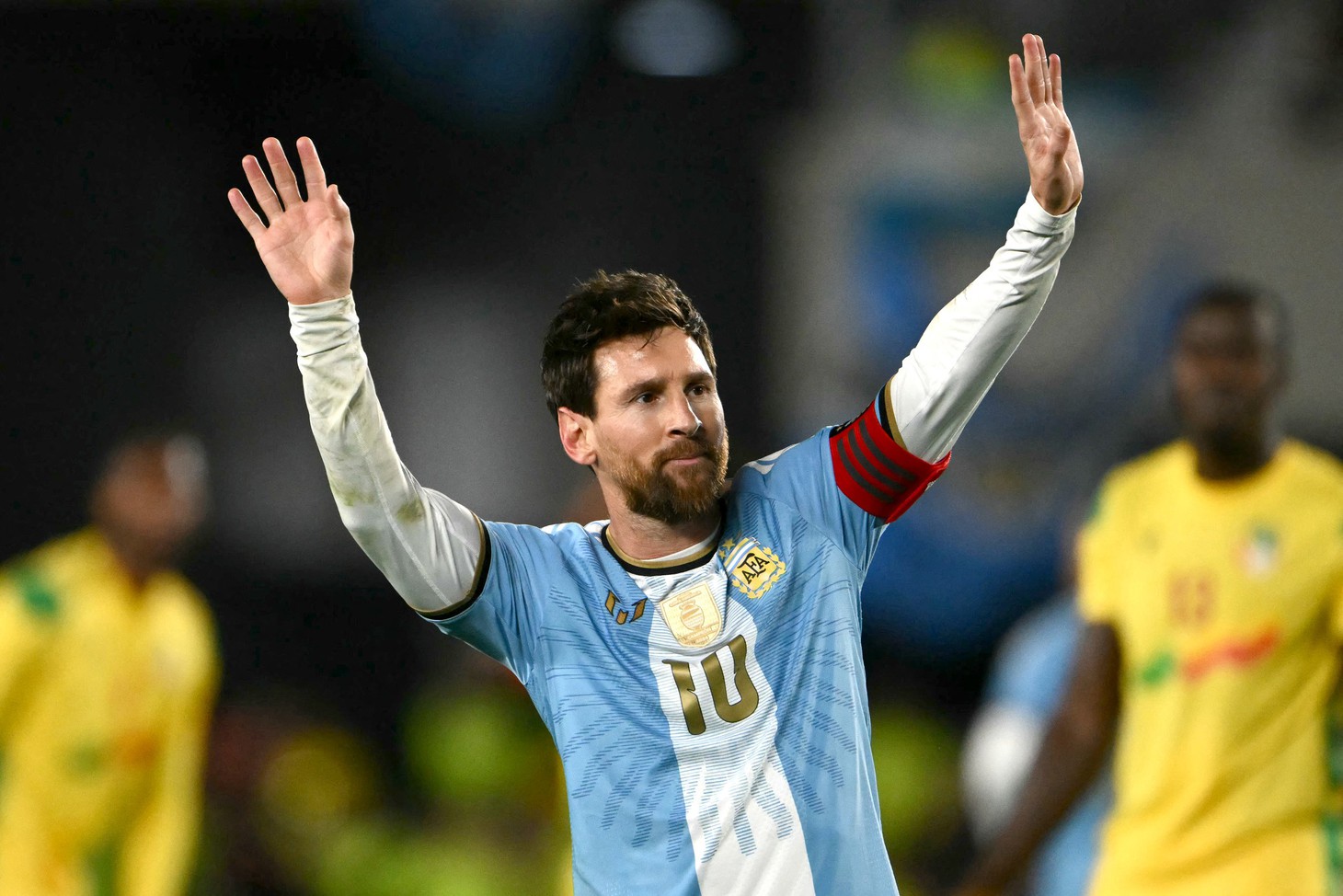 Chùm ảnh: Vũ điệu cuối cùng của Messi ở tuyển Argentina - Ảnh 12.