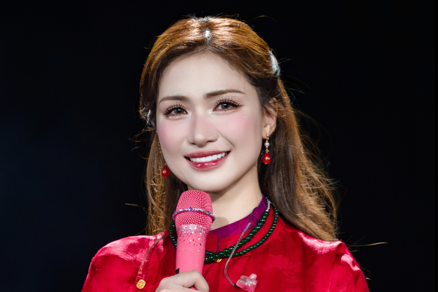 Hòa Minzy - Ảnh 1.