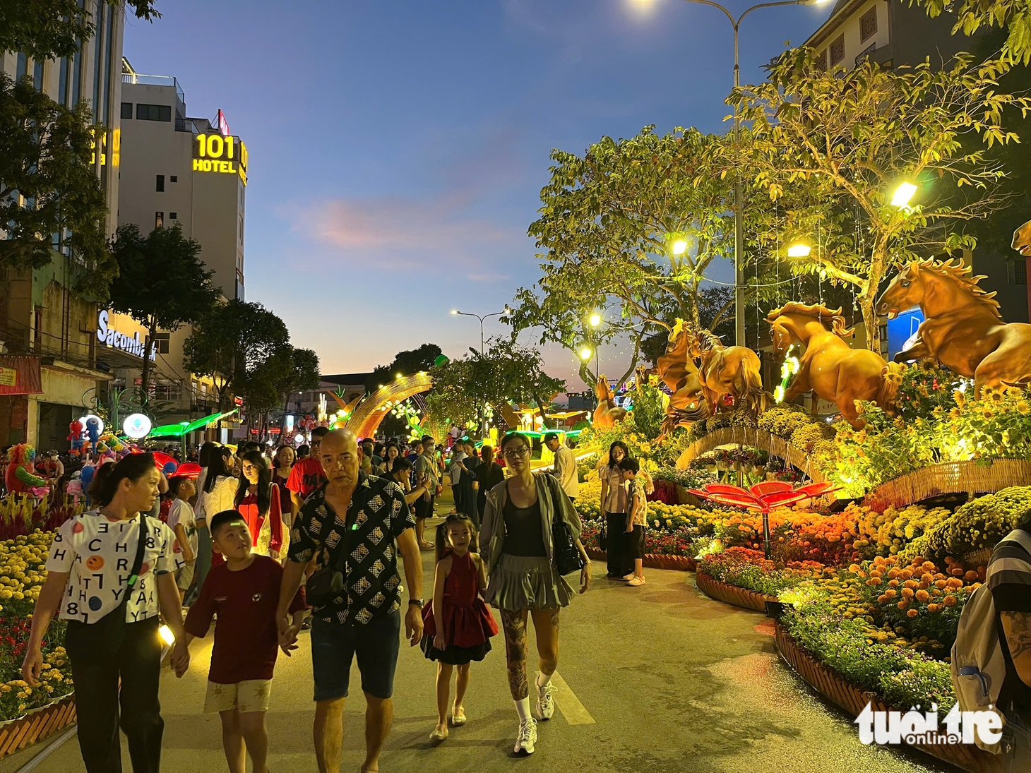 giao thừa - Ảnh 50.