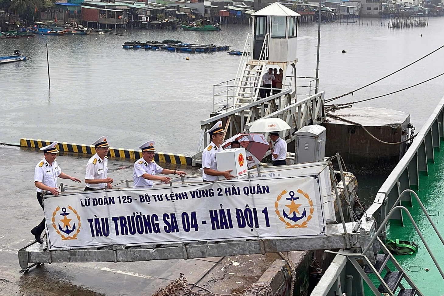 bỏ phiếu - Ảnh 6.