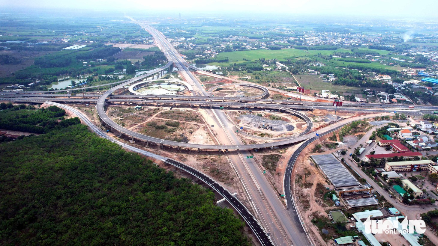 Hình ảnh thực tế cao tốc Biên Hòa - Vũng Tàu trước ngày thông xe - Ảnh 2.