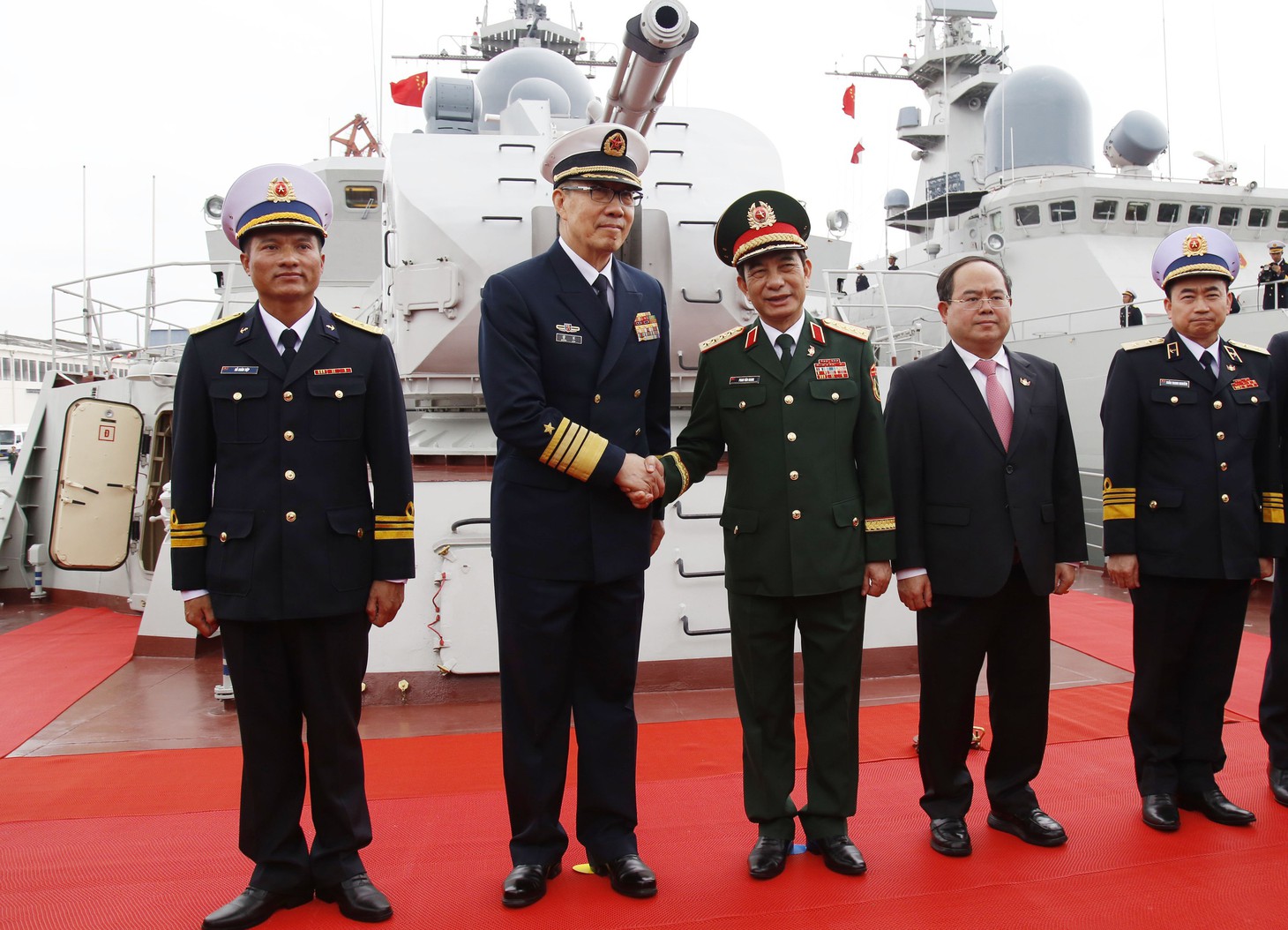 Bộ trưởng Bộ Quốc phòng Việt Nam - Trung Quốc dự lễ khởi hành tuần tra liên hợp hải quân - Ảnh 7.