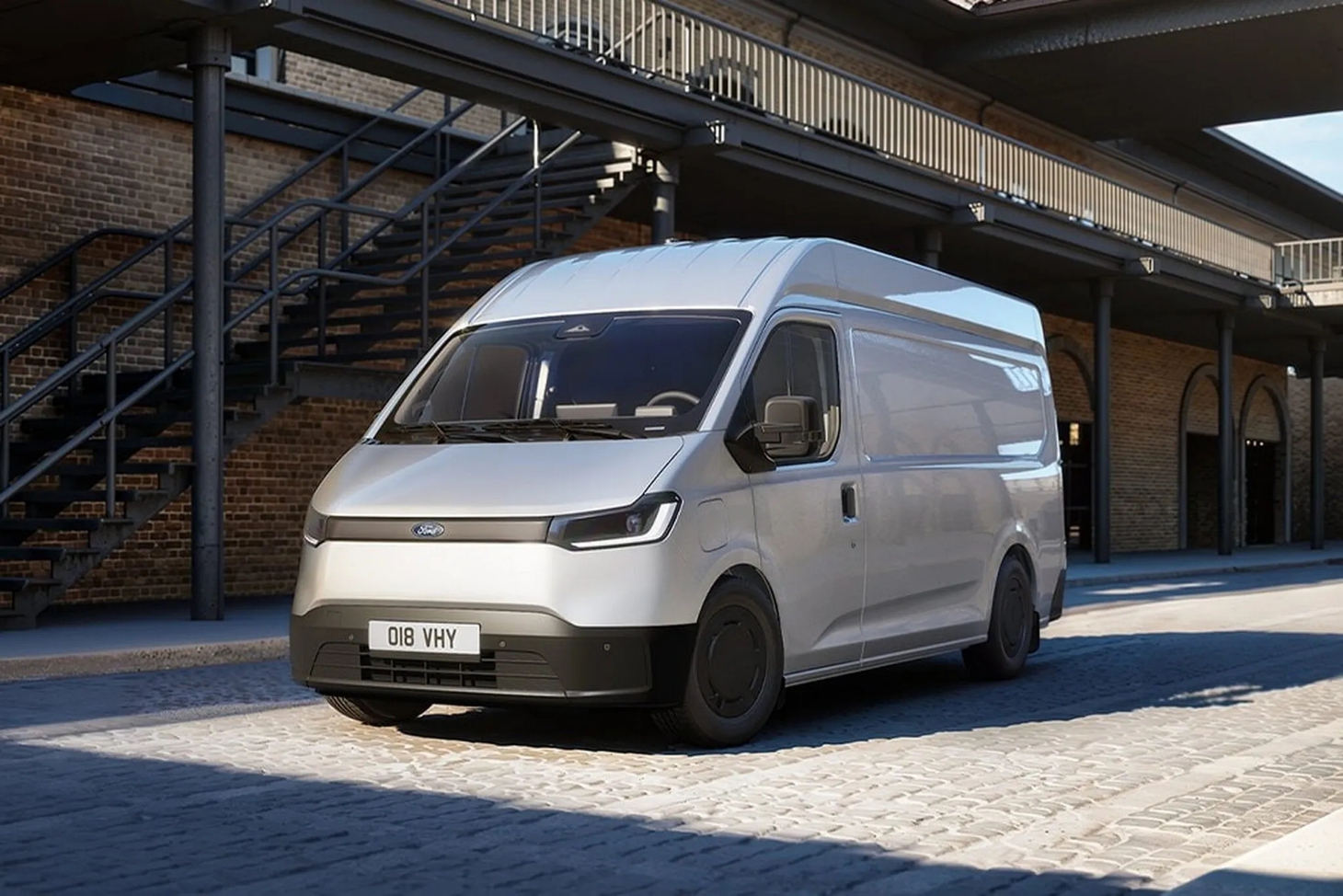 Ford Transit có bản điện giá rẻ, vẫn có ga thích ứng, ghế sưởi, chạy 250km/sạc - Ảnh 2.