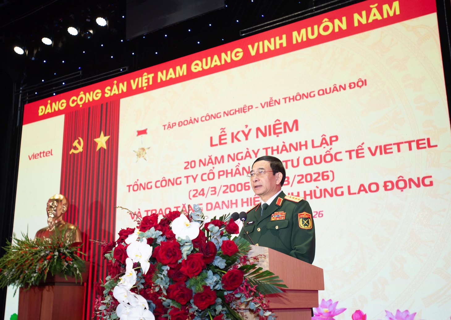Đại tướng Phan Văn Giang: Viettel phải làm chủ công nghệ chiến lược, công nghệ lõi - Ảnh 2.