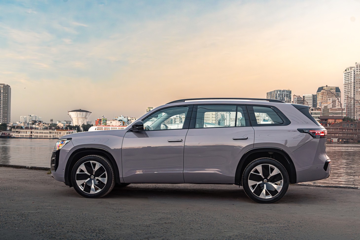 Volkswagen Teramont Pro - Ảnh 2.