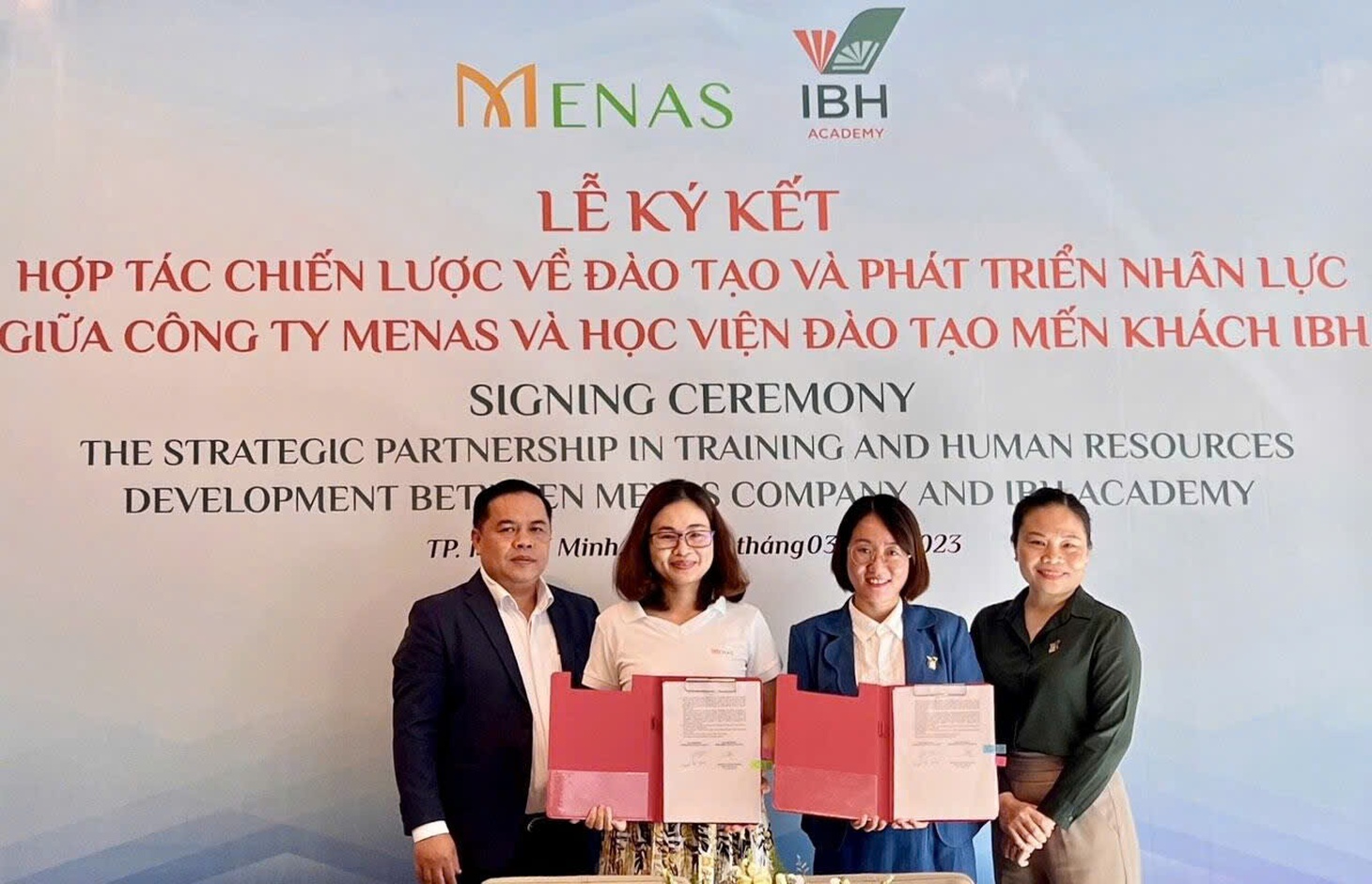 menas - Ảnh 3.