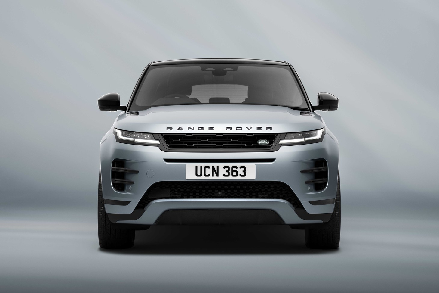 Range Rover Evoque 2026 ra mắt Việt Nam: Giá từ 2,739 tỉ đồng, chạy 66km không cần xăng - Ảnh 2.