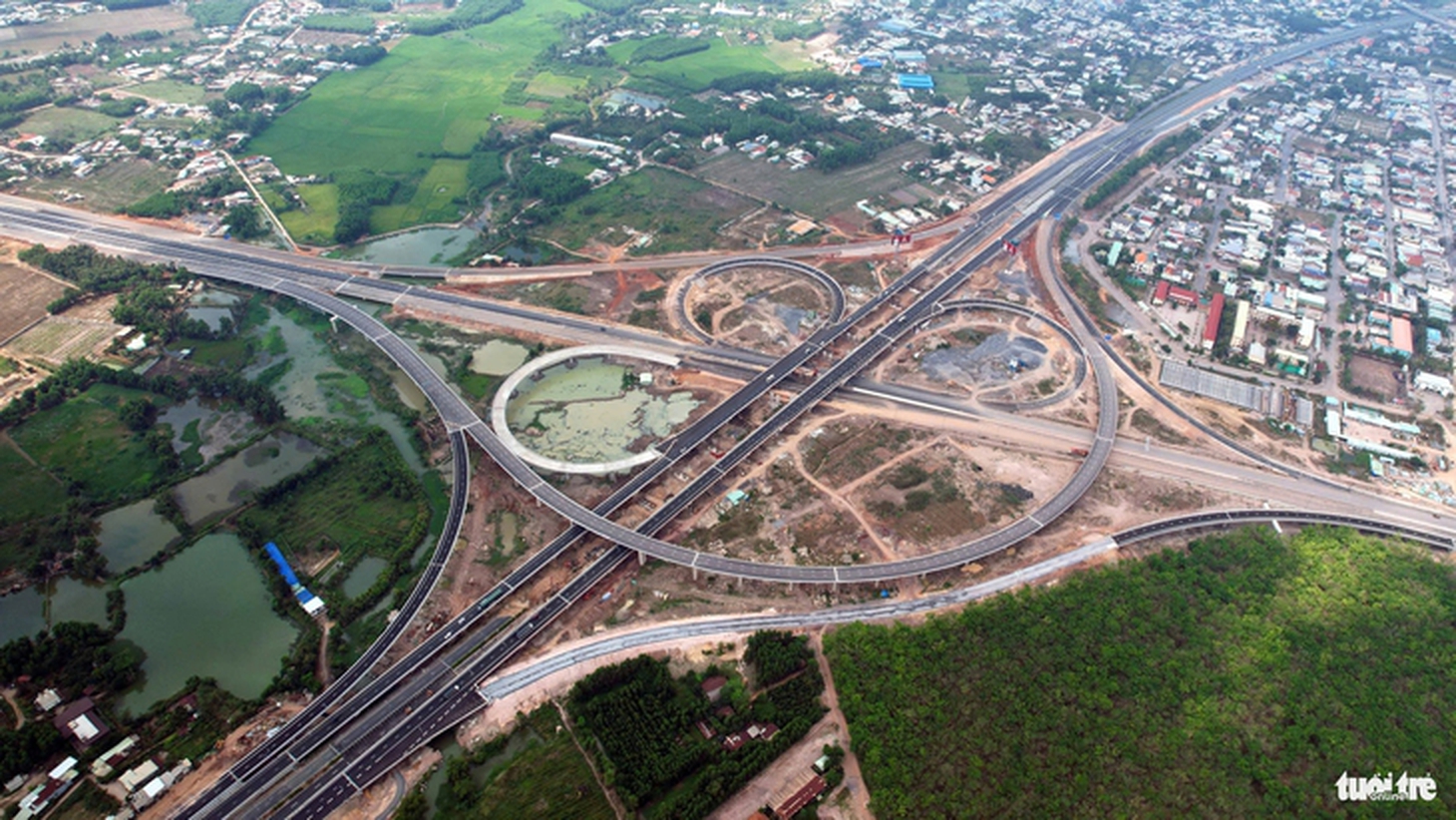 Tin tức sáng 14-4: Đề xuất người hưởng án treo và đang thời gian thử thách không được nhận con nuôi - Ảnh 2.