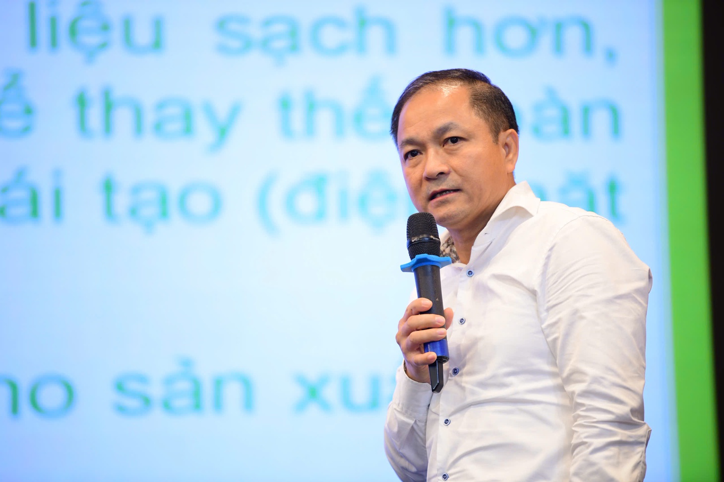 Chuyển dịch năng lượng: Xăng E10 giúp giảm phát thải, tăng chủ động nguồn cung năng lượng - Ảnh 2.
