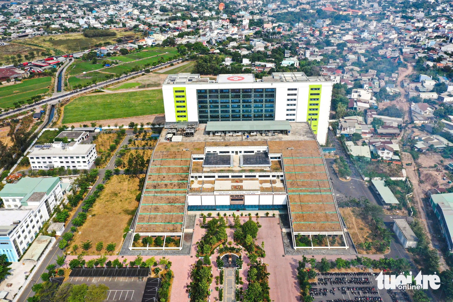 bệnh viện cửa ngõ - Ảnh 2.
