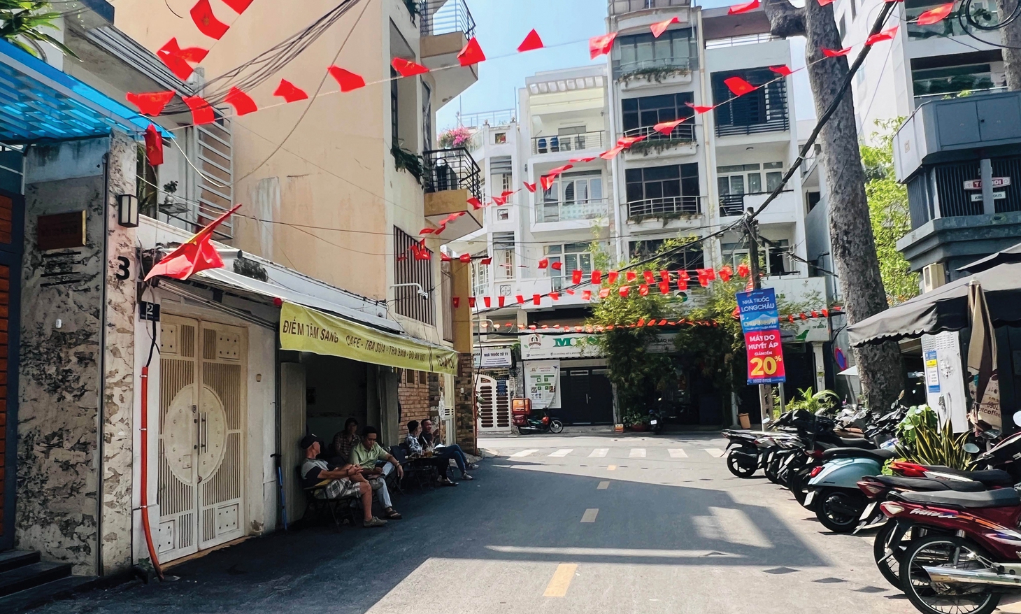 Bàn Cờ - Ảnh 10.