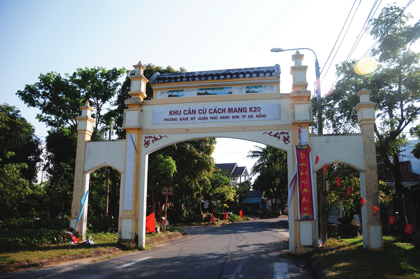 xóm Mồ Côi - Ảnh 4.