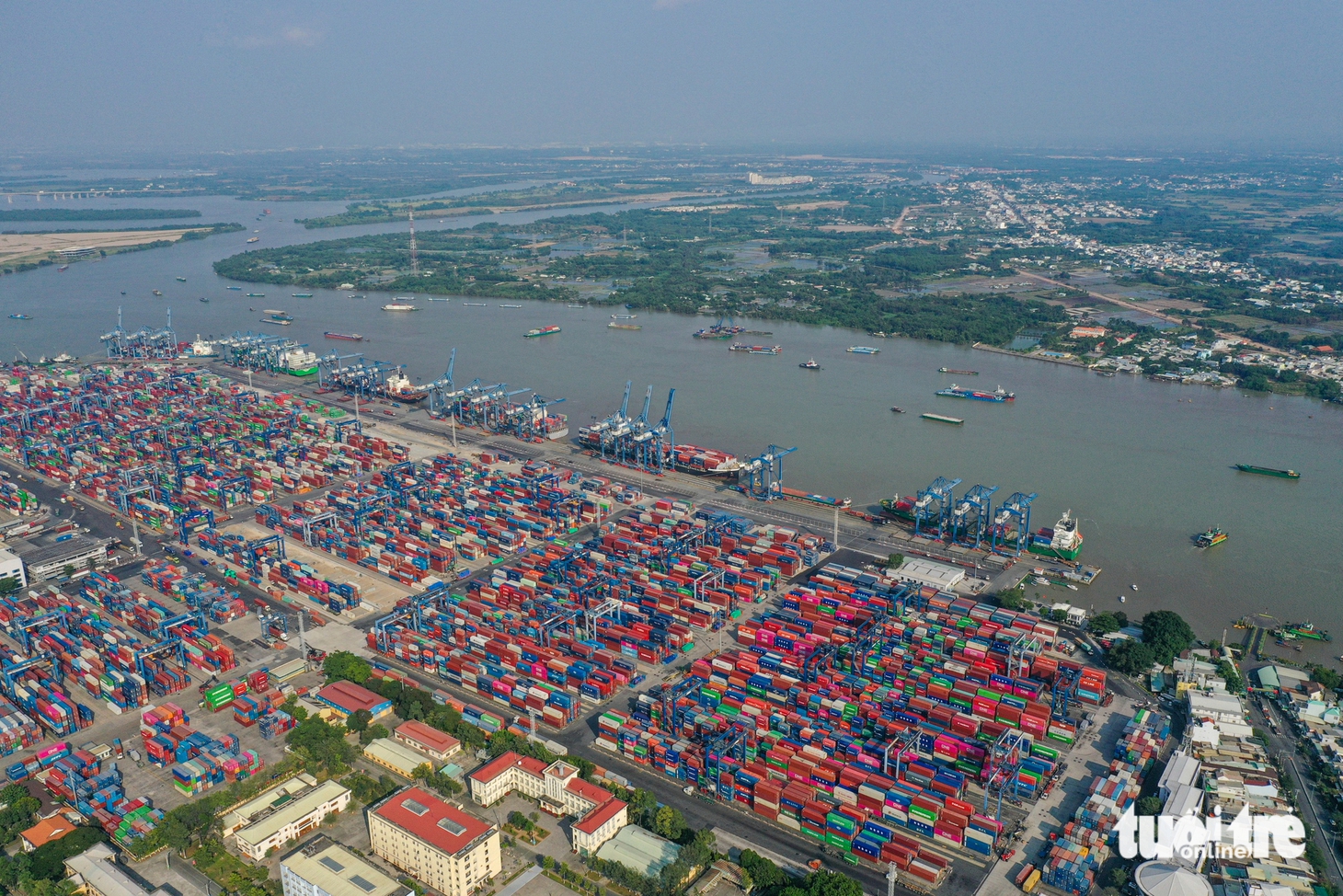 Hiện trạng khu vực làm đường hơn 8.700 tỉ đồng kết nối cảng Cát Lái và Phú Hữu - Ảnh 1.