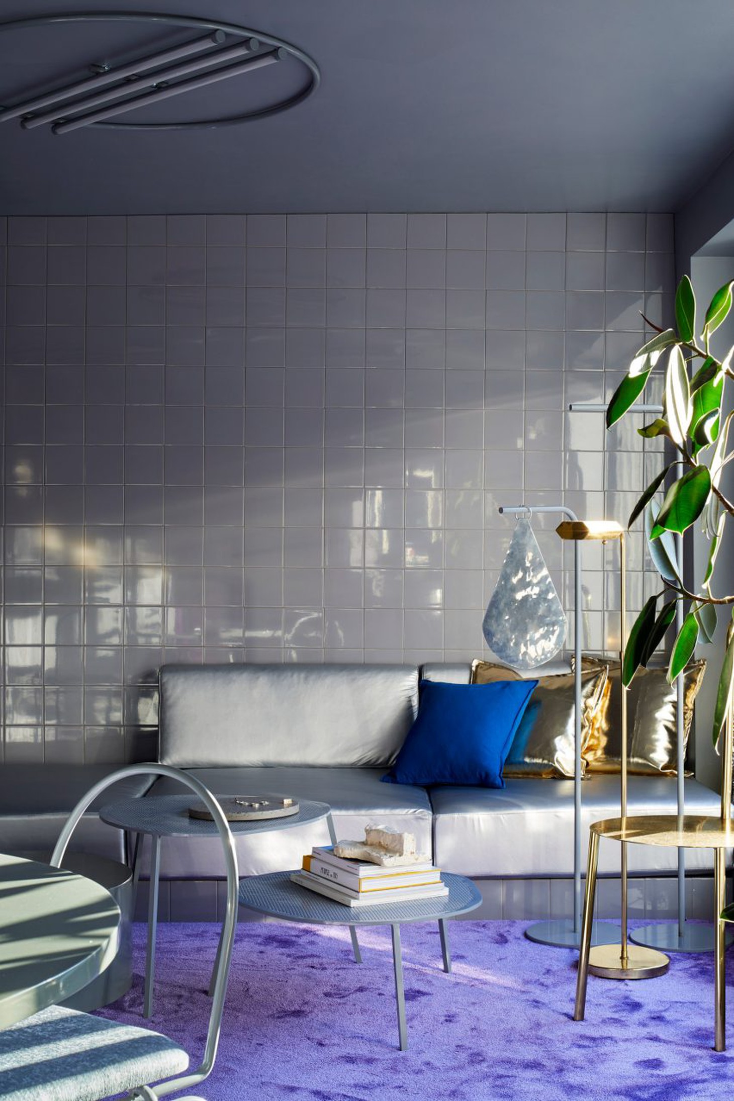 8 không gian sống nơi những bộ sofa độc đáo tạo điểm nhấn ấn tượng - Ảnh 7.