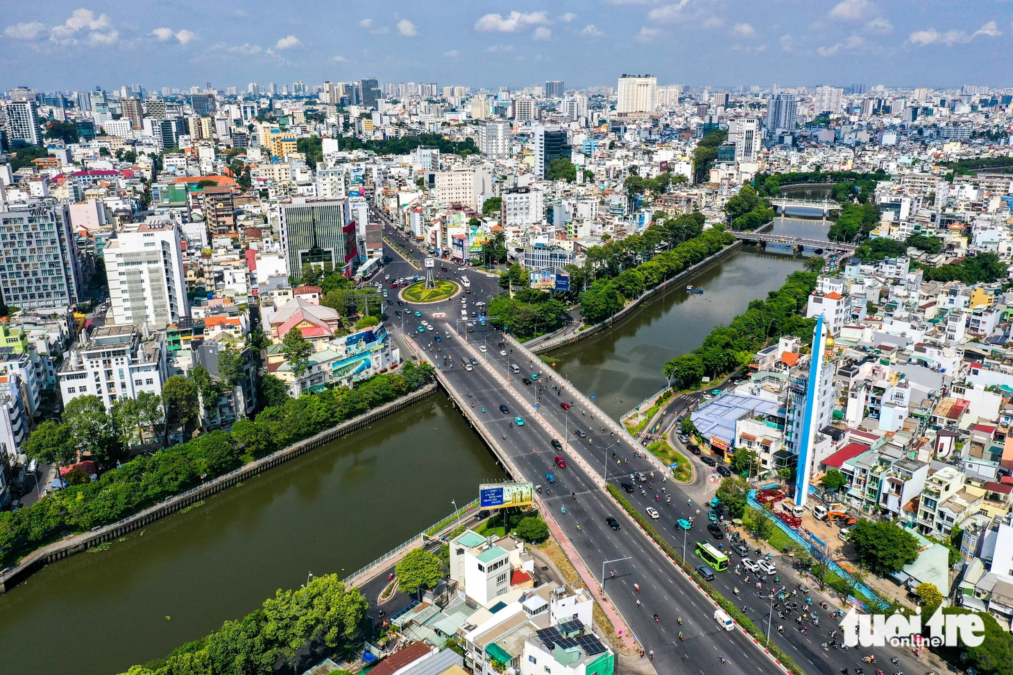 vòng xoay - Ảnh 4.