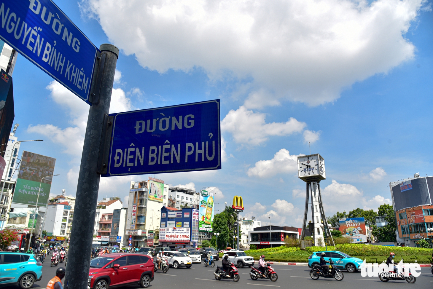 vòng xoay - Ảnh 8.