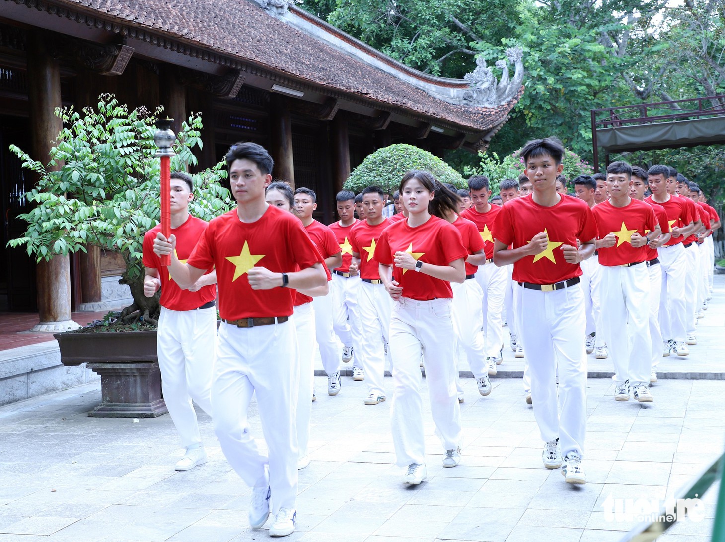 Từ quê hương Bác Hồ, tuổi trẻ cả nước tiếp lửa hành trình yêu nước - Ảnh 5.