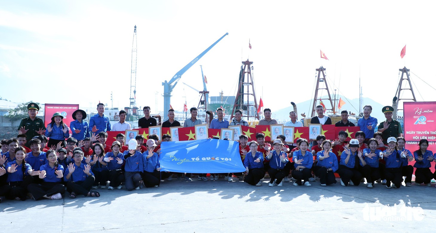 Từ quê hương Bác Hồ, tuổi trẻ cả nước tiếp lửa hành trình yêu nước - Ảnh 13.