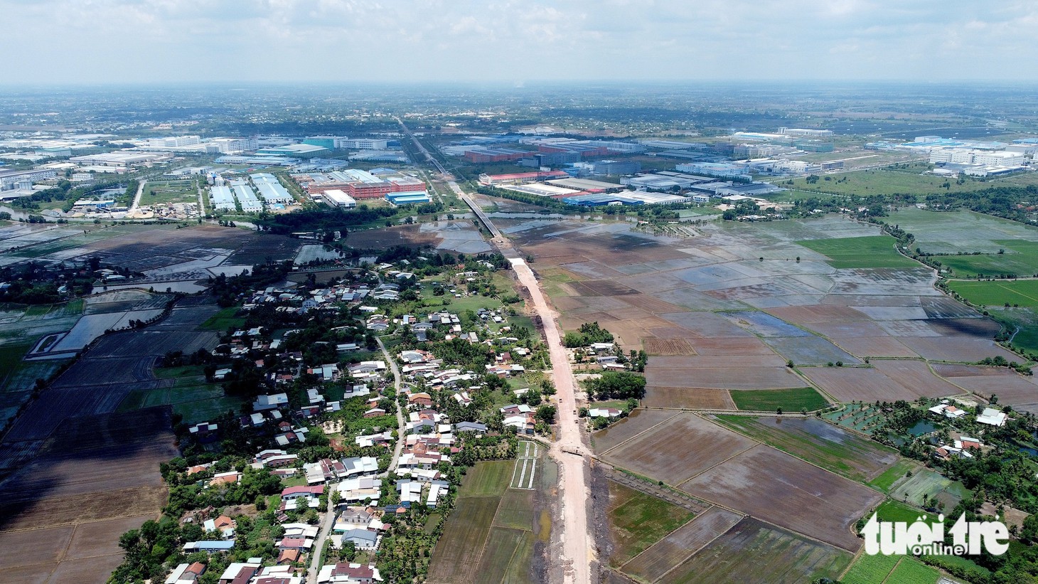 đường Hồ Chí Minh - Ảnh 1.