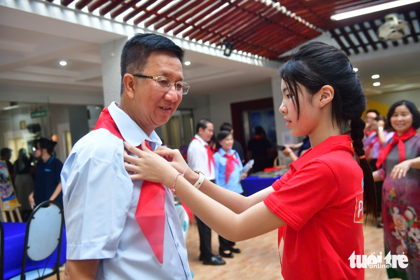 Khăn Quàng Đỏ - Ảnh 1.