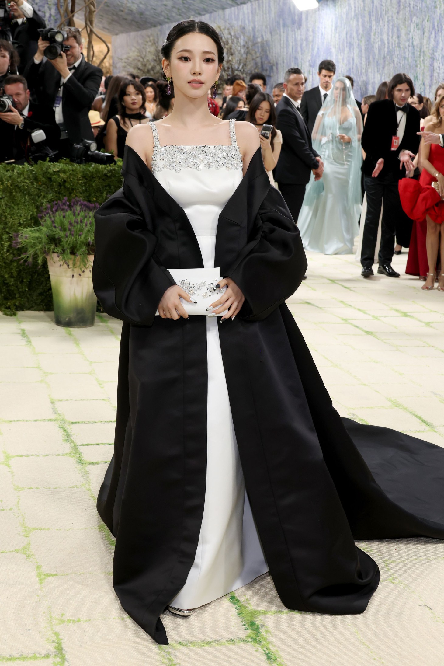 Vợ tỉ phú Jeff Bezos, BlackPink và dàn sao đổ bộ đêm hội thời trang lớn nhất hành tinh Met Gala - Ảnh 11.