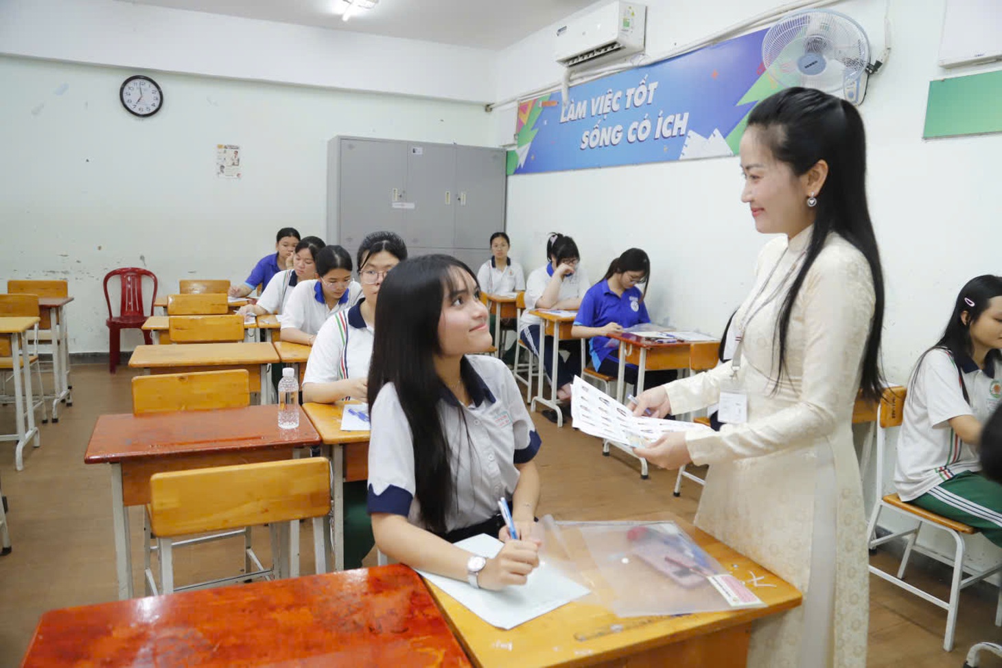 thi tốt nghiệp - Ảnh 29.