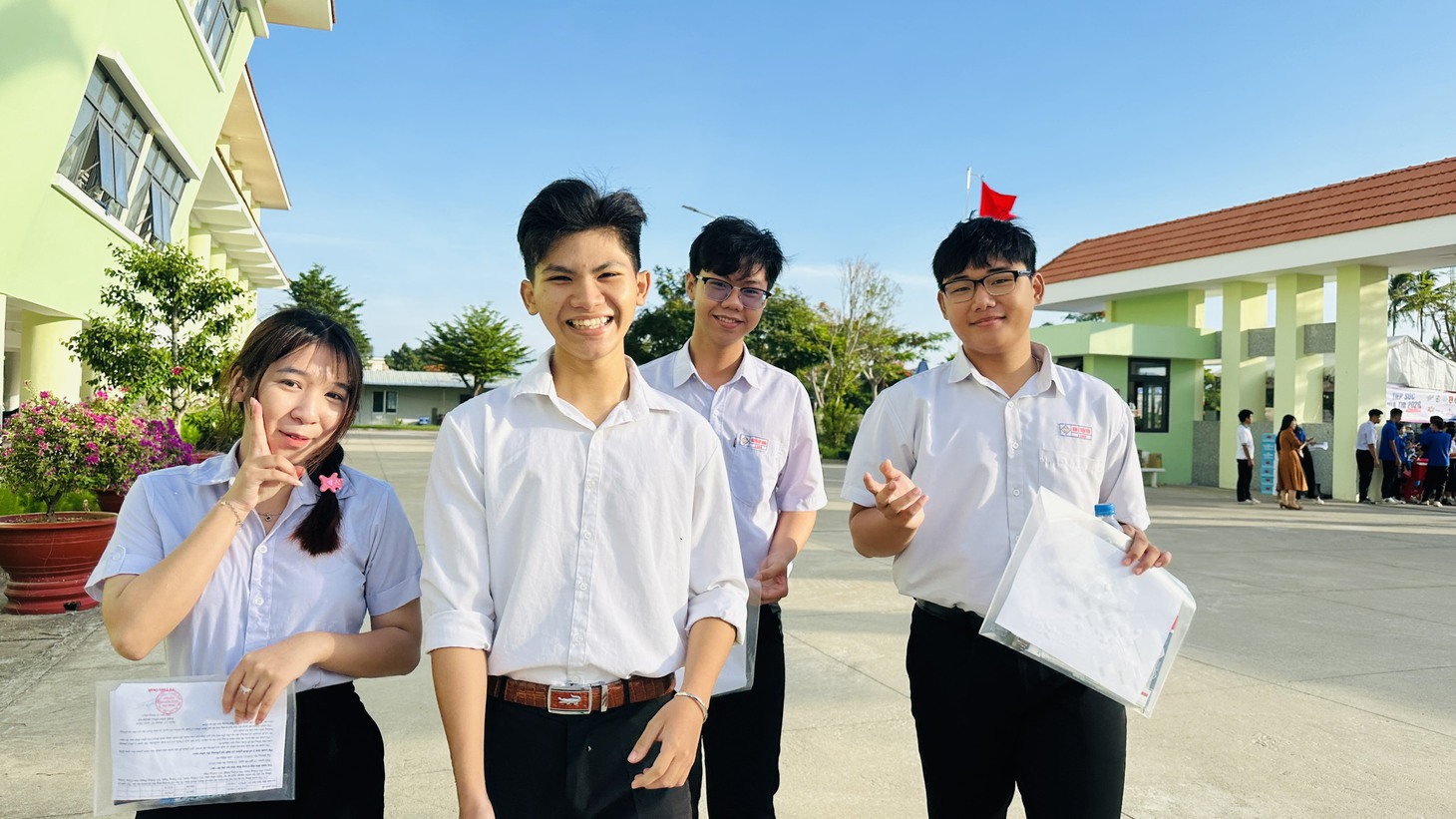 thi tốt nghiệp - Ảnh 9.