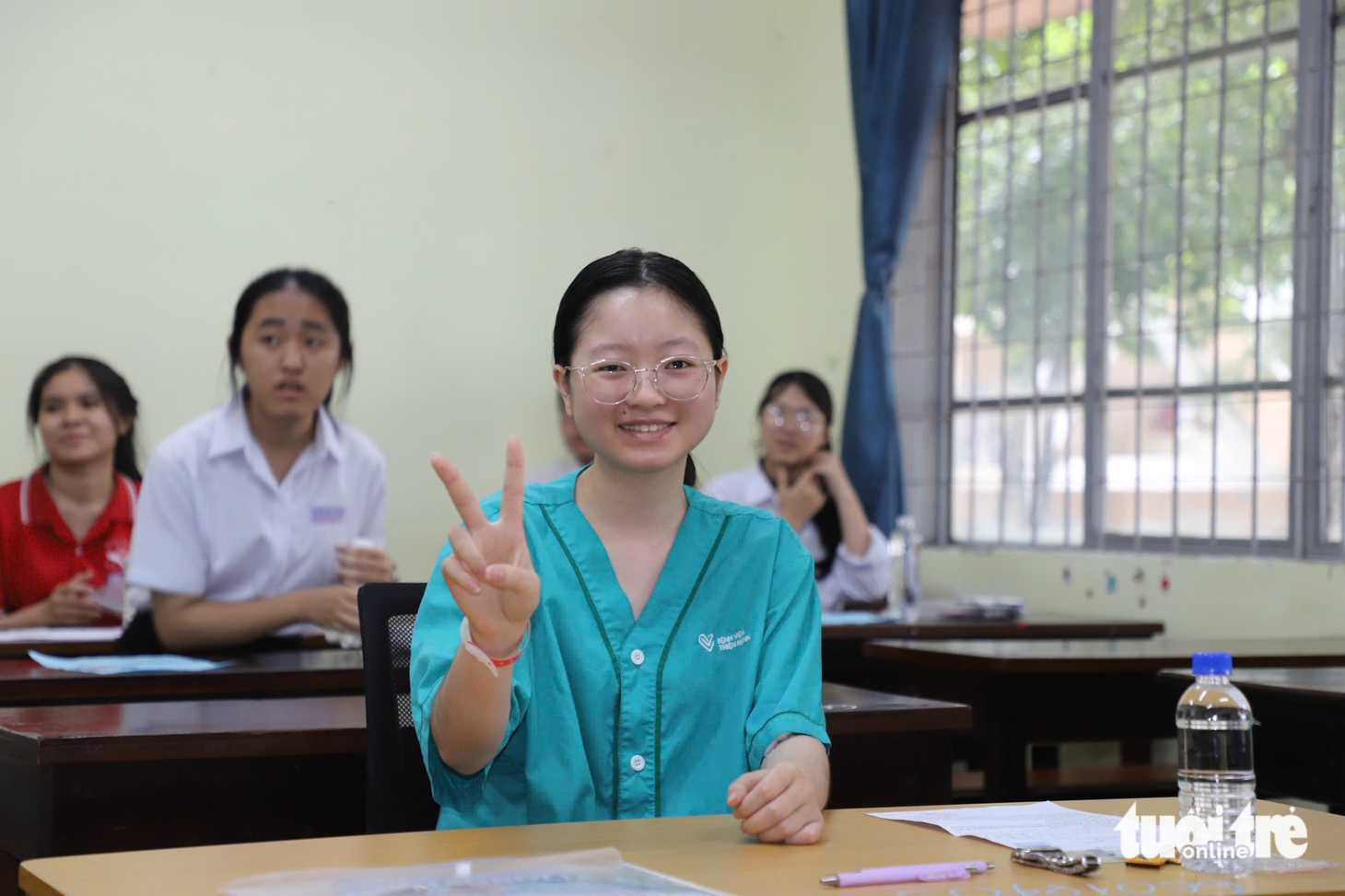 thi tốt nghiệp - Ảnh 20.