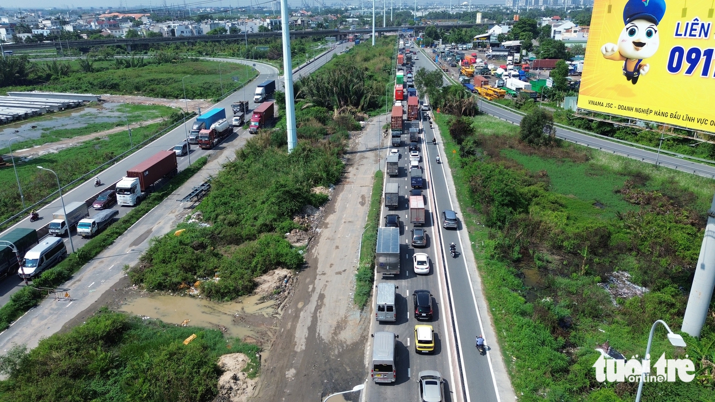 kẹt xe cao tốc - Ảnh 4.