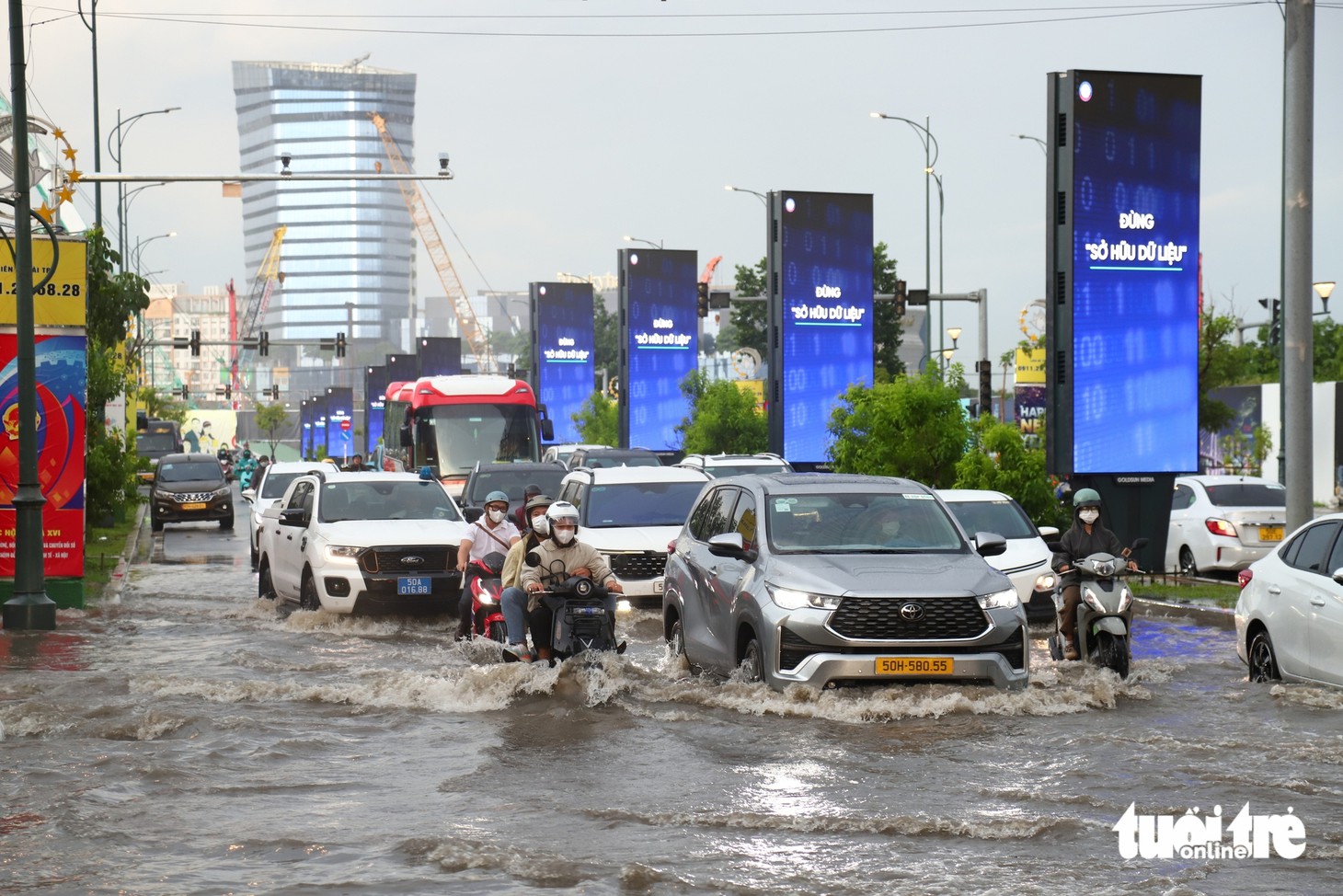 mưa lớn - Ảnh 2.