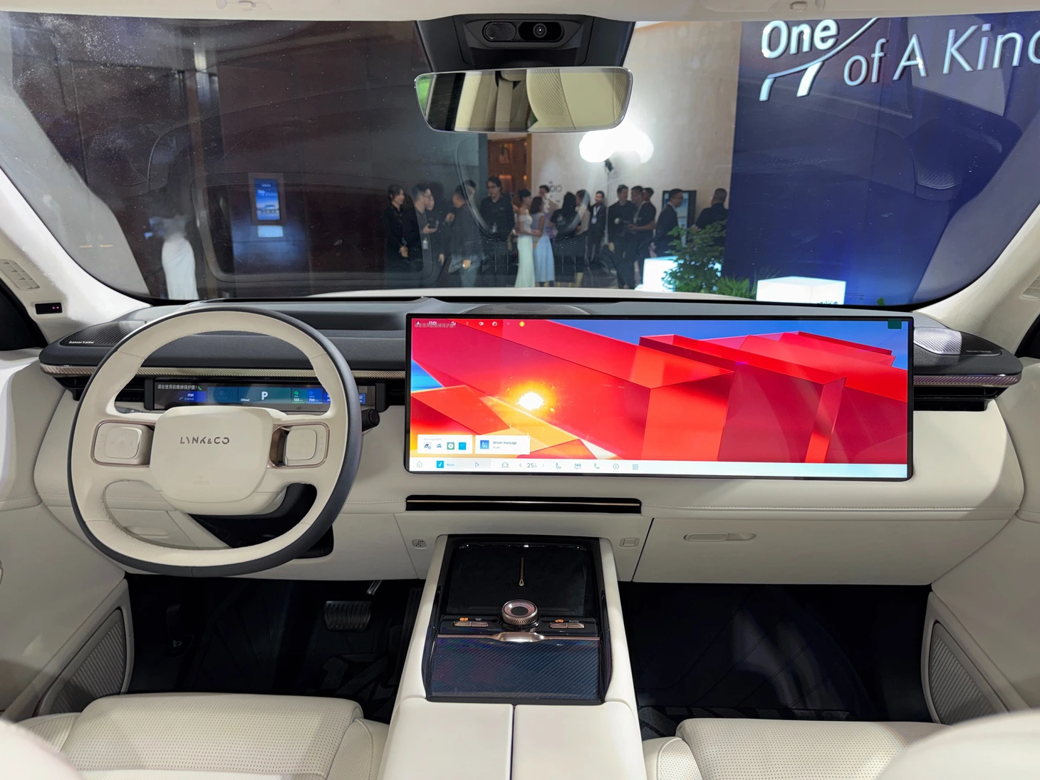 Lynk & Co 900 ra mắt Việt Nam: Giá 3,069 tỉ, không xăng chạy 170km, hai màn 30inch - Ảnh 6.