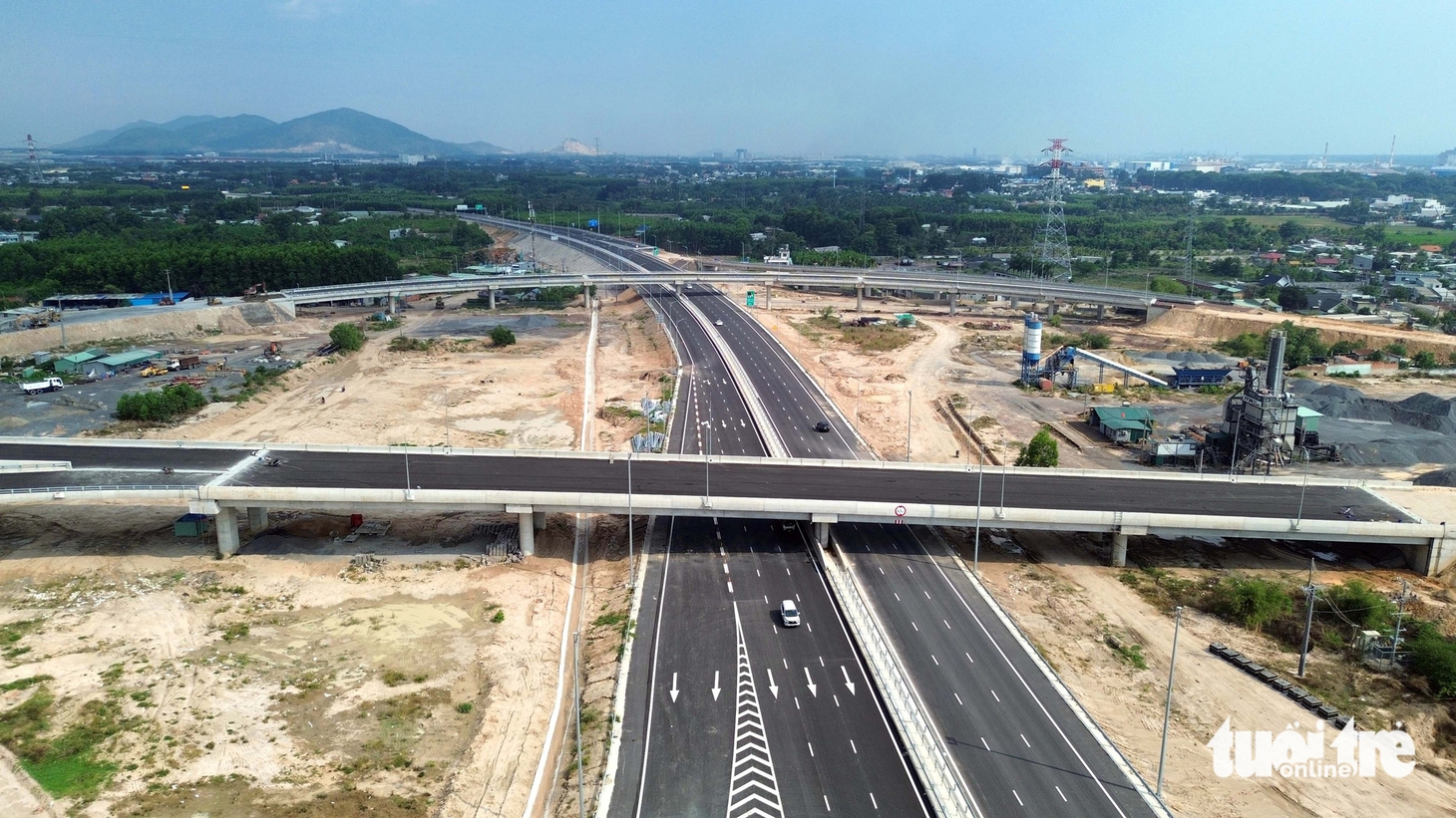 Ngắm phối cảnh, flycam cao tốc Hồ Tràm nối sân bay Long Thành vươn về đô thị biển - Ảnh 19.