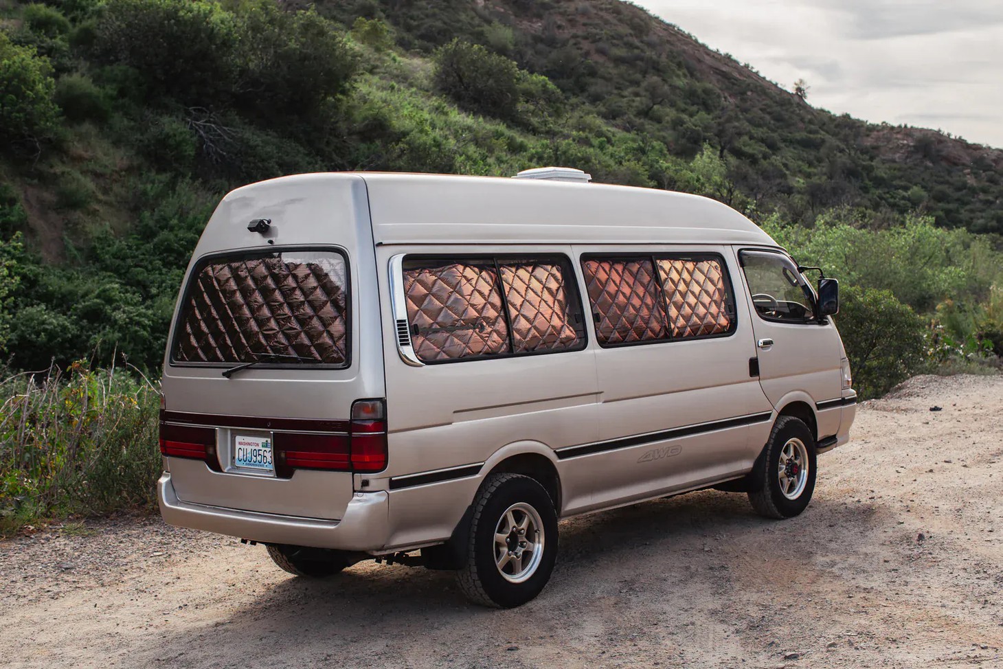 'Cá mập' Toyota đủ tiện nghi - Ảnh 3.