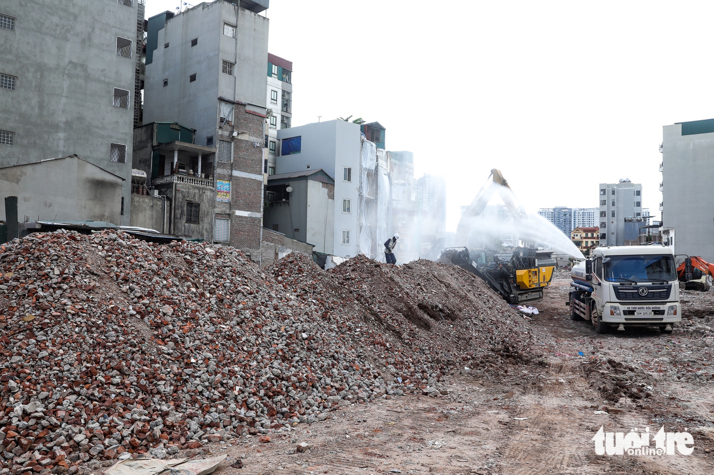 'Mục sở thị' máy nghiền di động biến rác thải xây dựng thành tài nguyên ở Hà Nội - Ảnh 7.