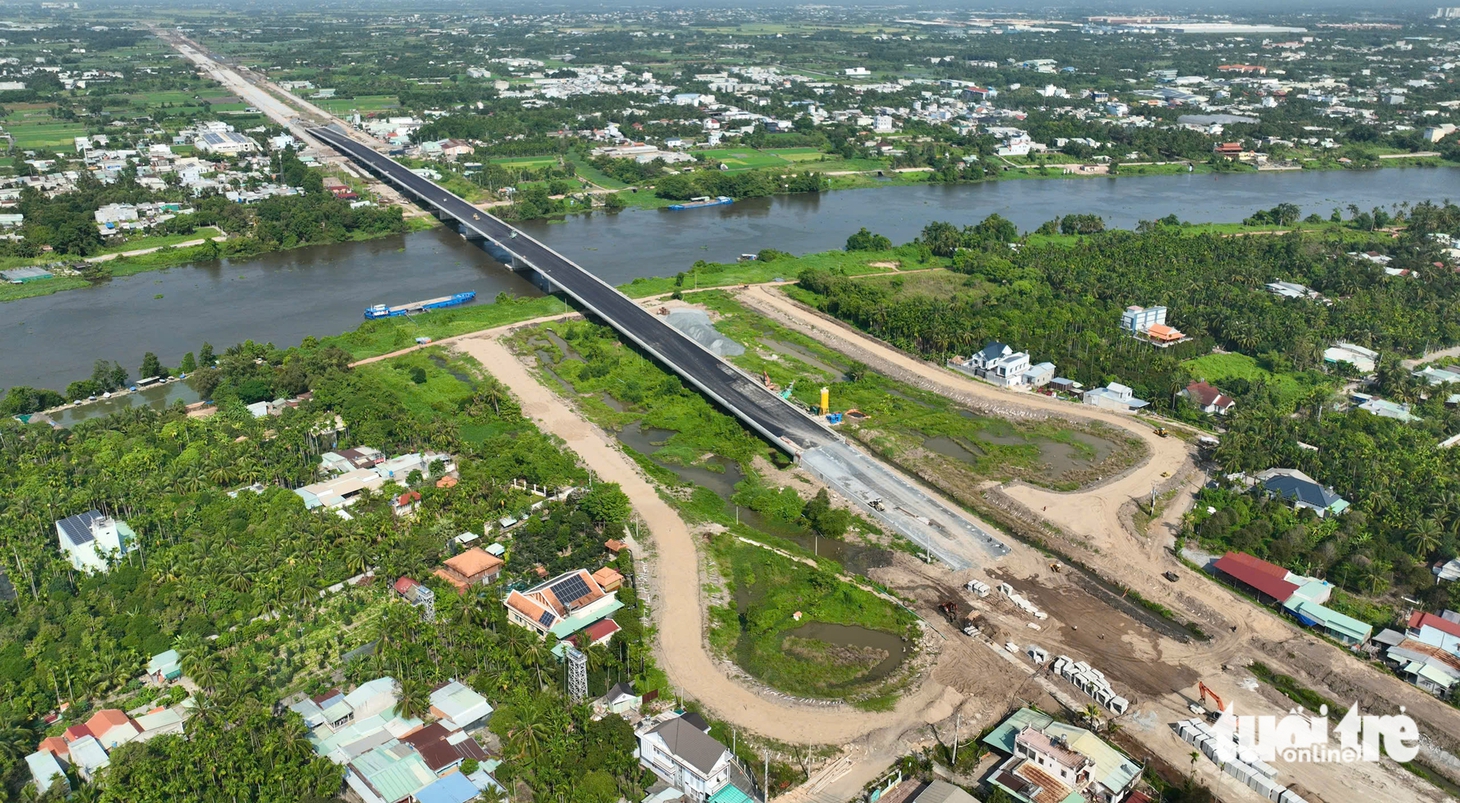 TP.HCM: xã phường khu vực Bình Dương vươn mình gánh trọng trách - Ảnh 1.