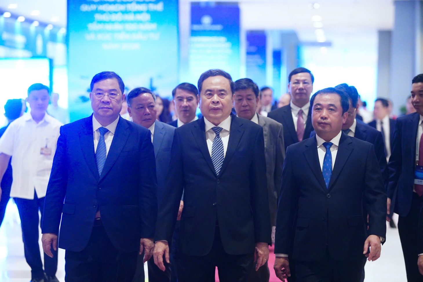 Công bố Quy hoạch thủ đô Hà Nội tầm nhìn 100 năm và đầu tư năm 2026 - Ảnh 1.