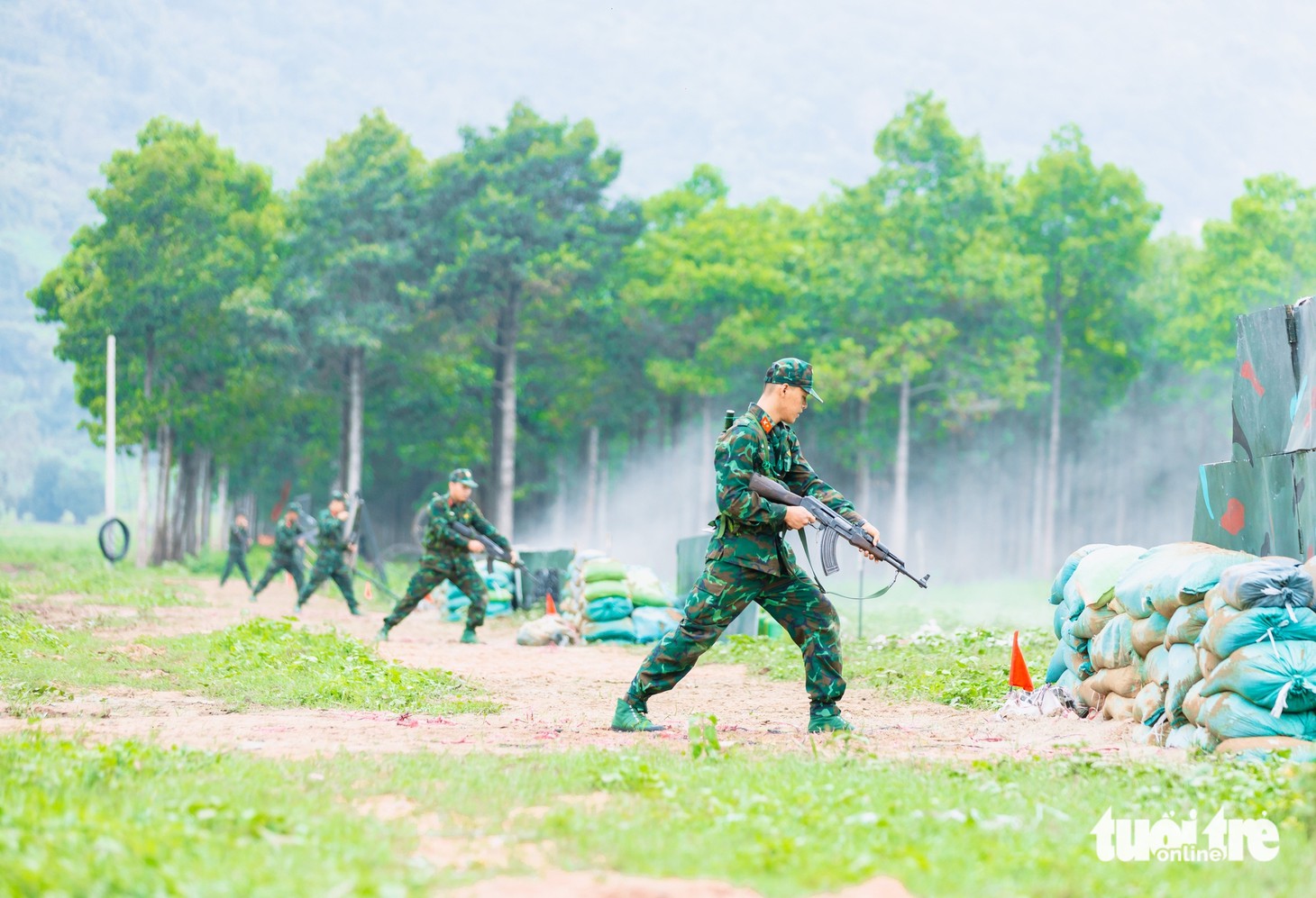 chiến sĩ - Ảnh 4.