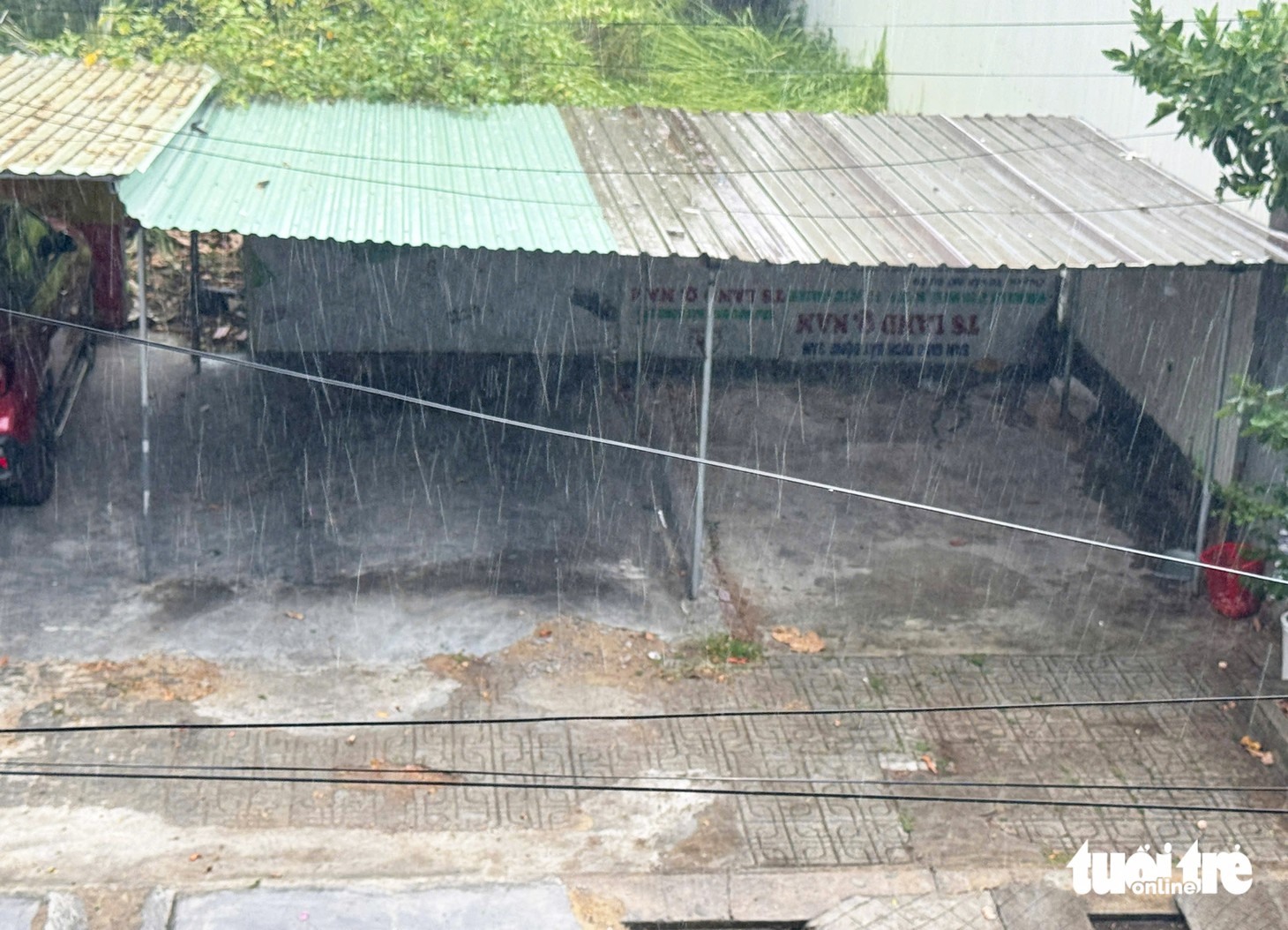 Mưa lớn giải nhiệt phía nam Đà Nẵng sau đợt nắng như đổ lửa - Ảnh 5.