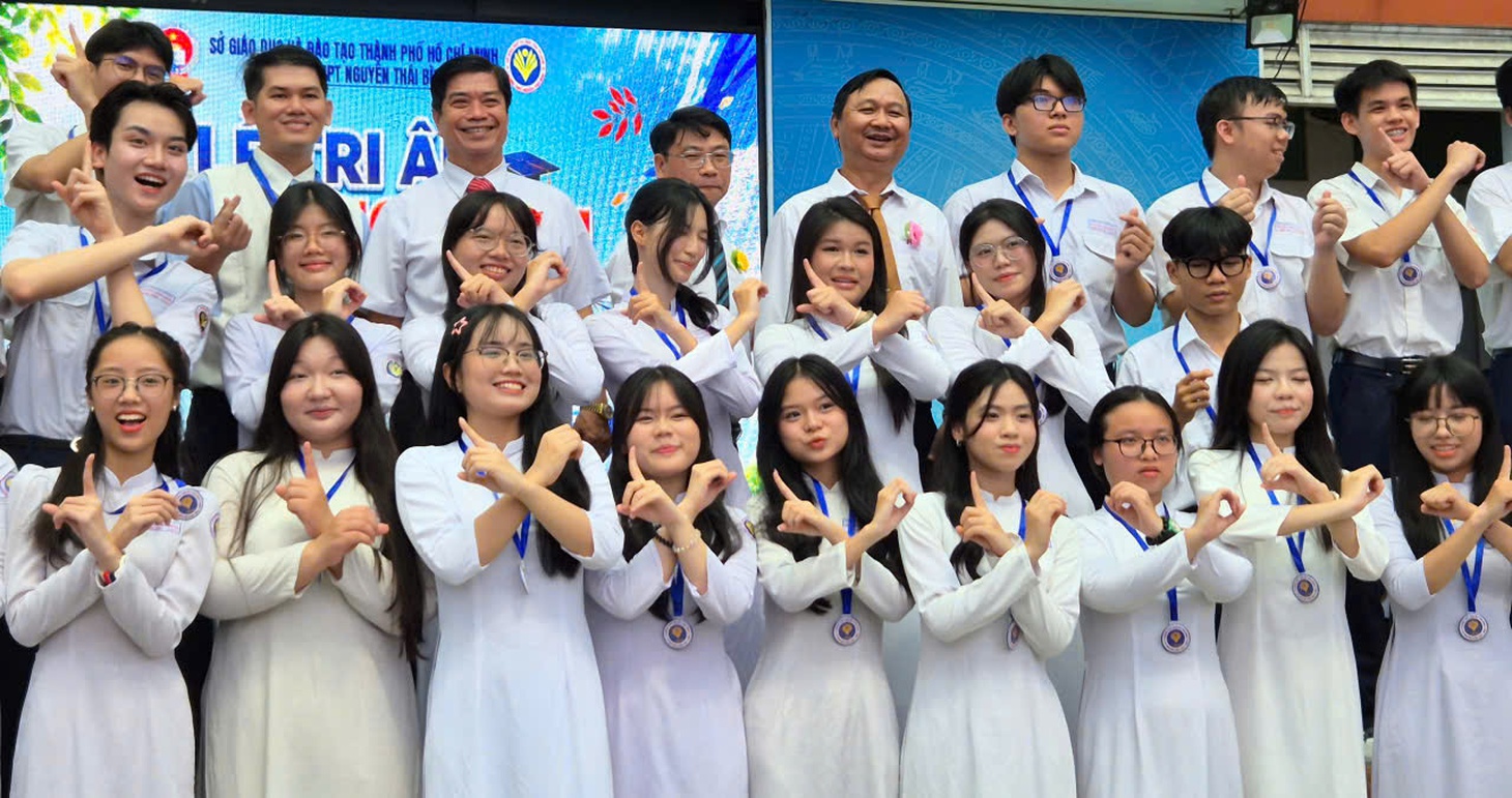 lễ trưởng thành - Ảnh 4.