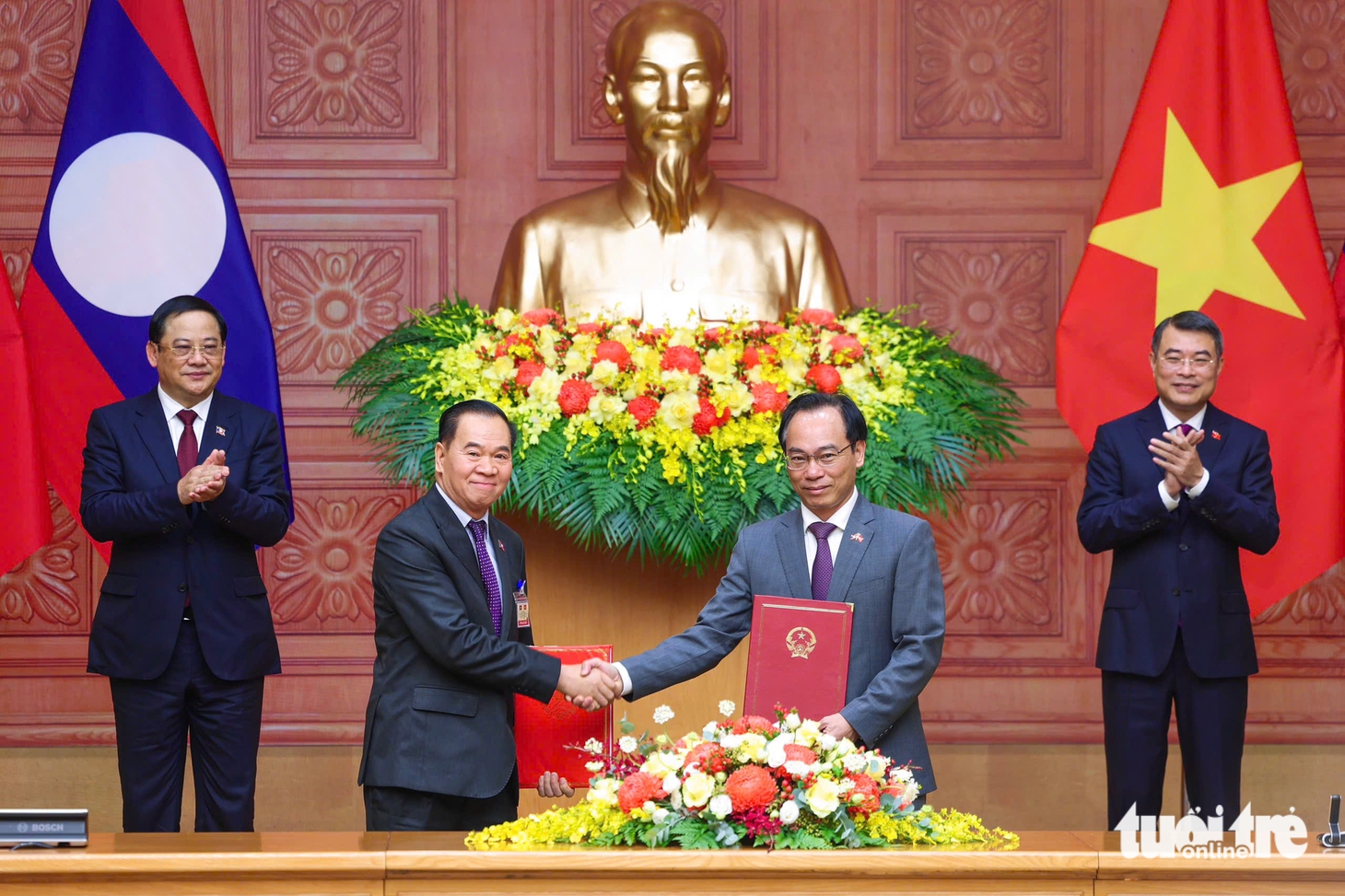 Lào - Ảnh 4.
