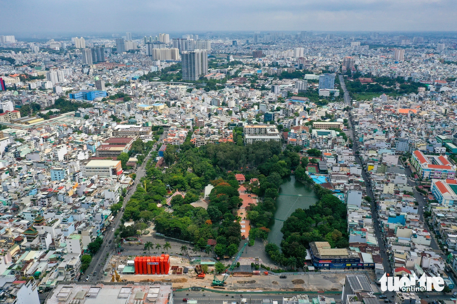 Công viên Lê Thị Riêng: Nơi đang diễn ra cuộc tìm kiếm hài cốt liệt sĩ theo 'mệnh lệnh của trái tim' - Ảnh 1.
