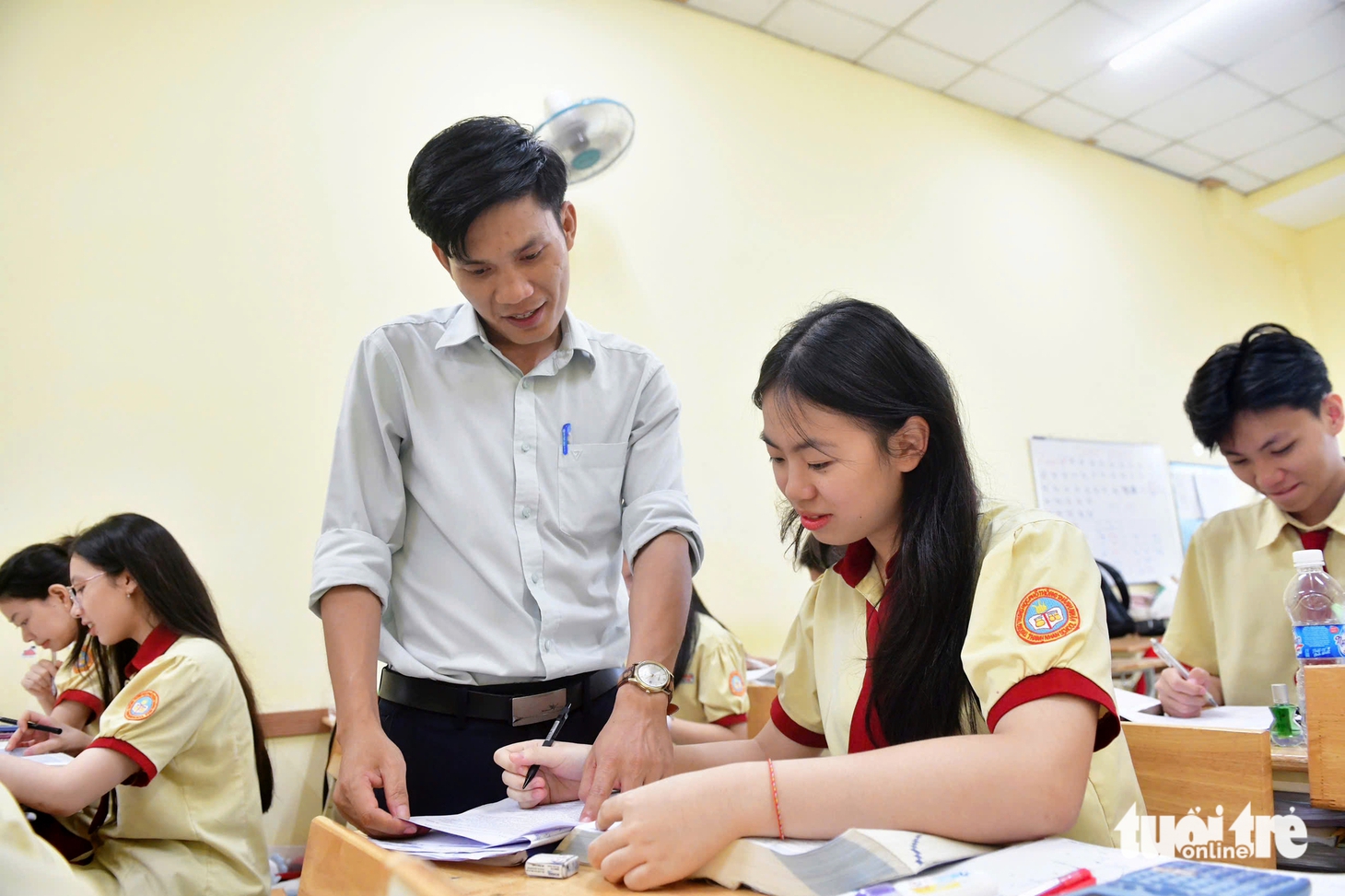 Dốc toàn lực ôn thi tốt nghiệp THPT trước giờ G - Ảnh 3.