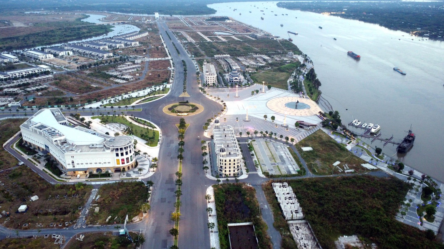 Phối cảnh đại lộ Nguyễn Hữu Cảnh kết nối sông Đồng Nai và cao tốc ra sao? - Ảnh 8.