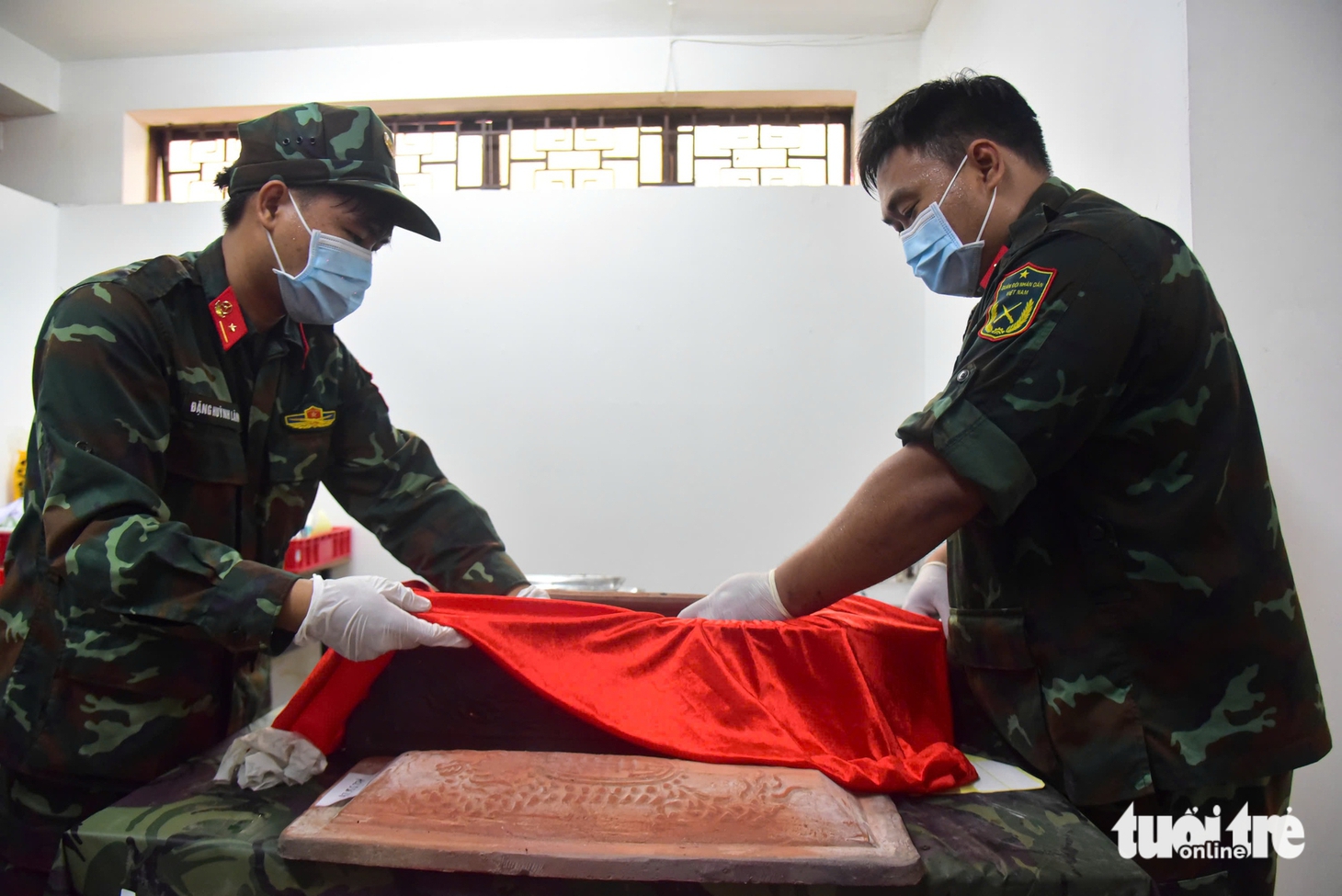Ngày 10-7: Thêm 13 liệt sĩ tại công viên Lê Thị Riêng về dưới Quốc kỳ thiêng liêng - Ảnh 8.