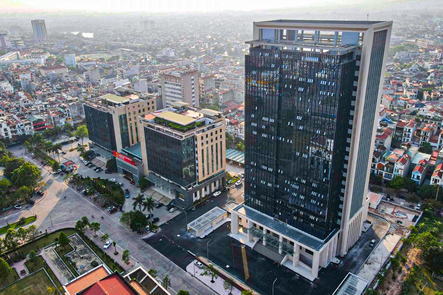 Tin tức sáng 12-7: Tổng giám đốc PNJ đăng ký mua vào 1 triệu cổ phiếu - Ảnh 4.