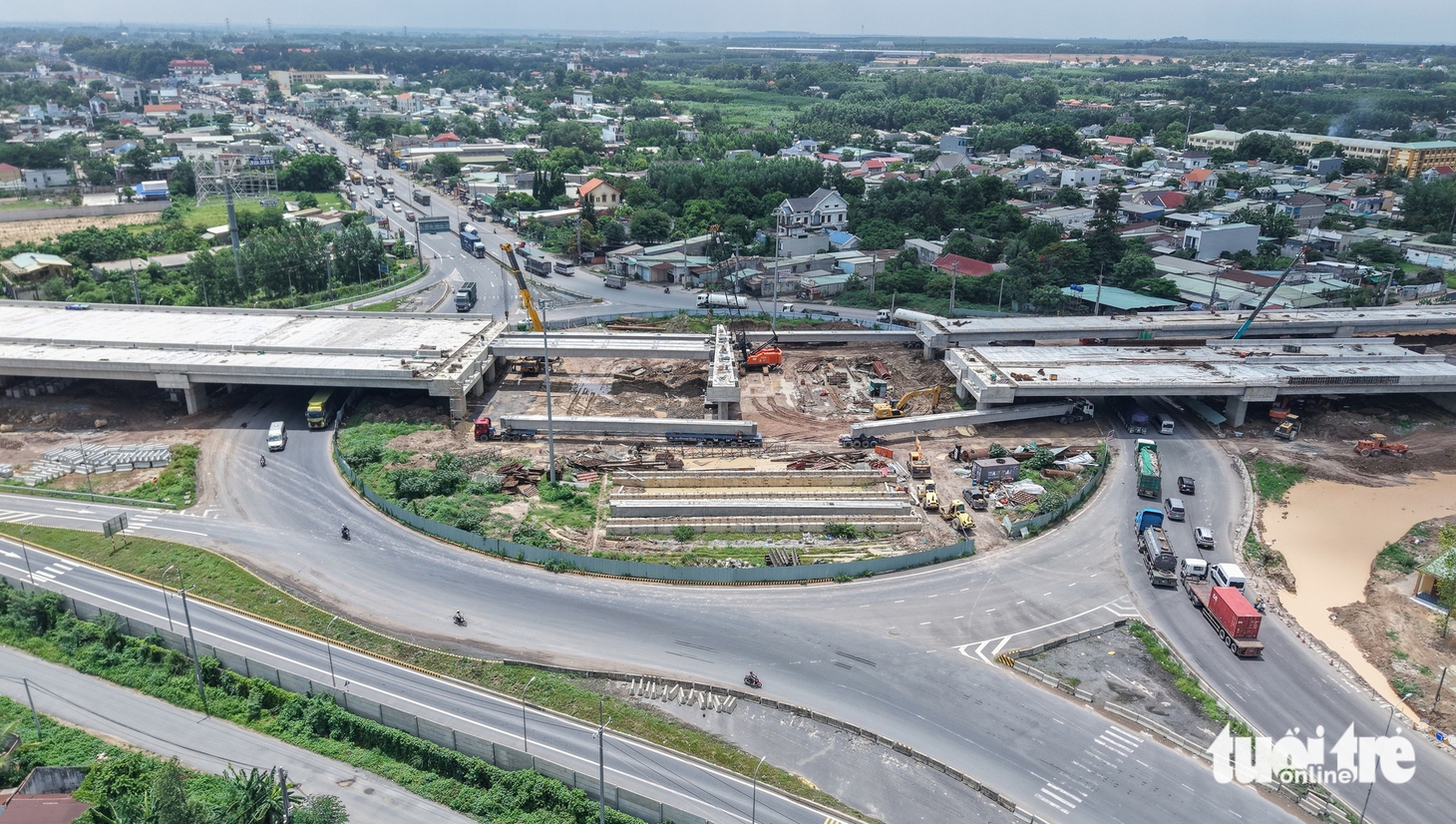 Tăng tốc kết nối sân bay Long Thành: Cao tốc Bến Lức - Long Thành sắp thông toàn tuyến sau 12 năm chờ đợi - Ảnh 9.