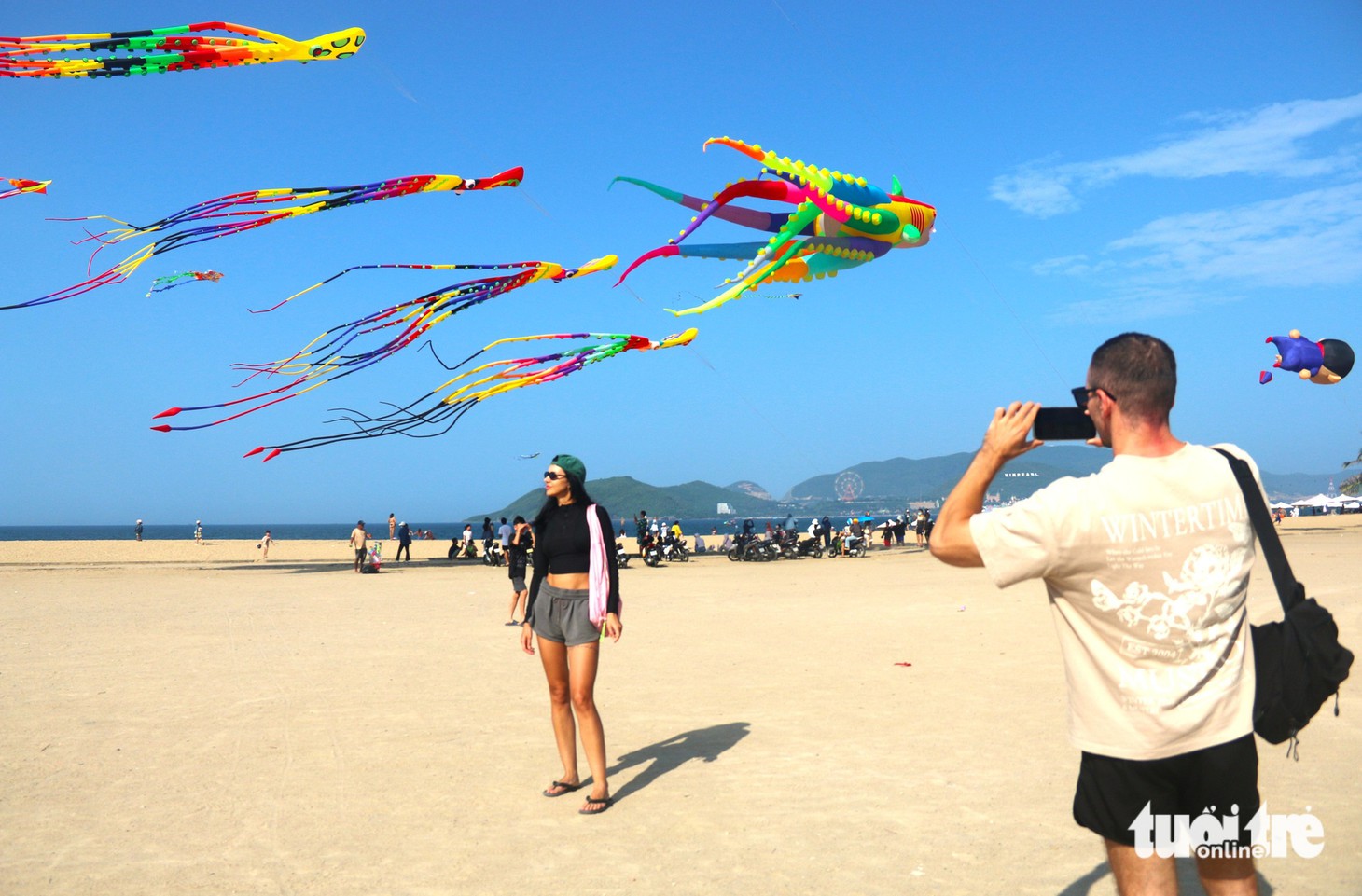 Vận động viên lướt ván diều ở Festival Biển 2026 - Ảnh 3.