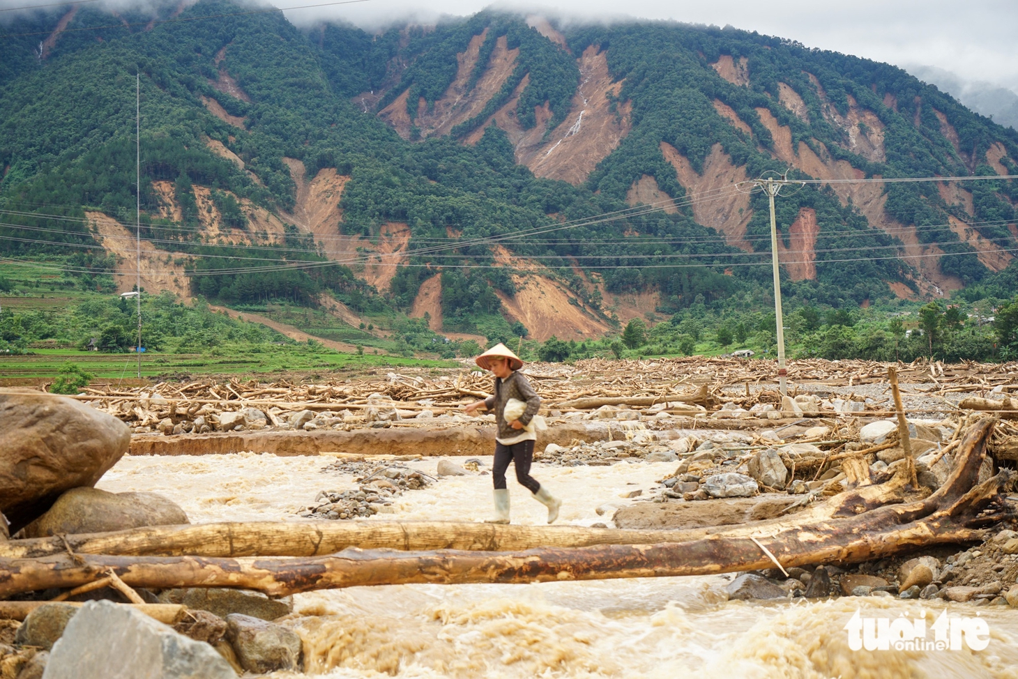 Toàn cảnh hiện trường lũ quét, sạt lở kinh hoàng ở Mường Than, Lai Châu - Ảnh 2.