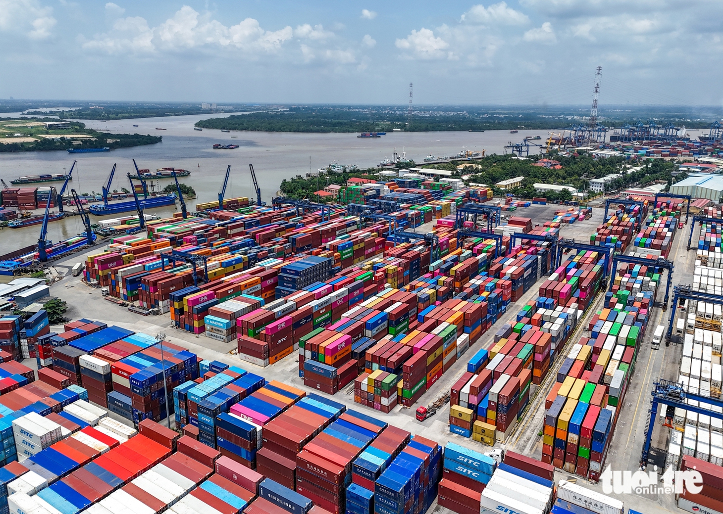 Đường liên cảng giải phóng áp lực container cho Võ Chí Công - Ảnh 1.